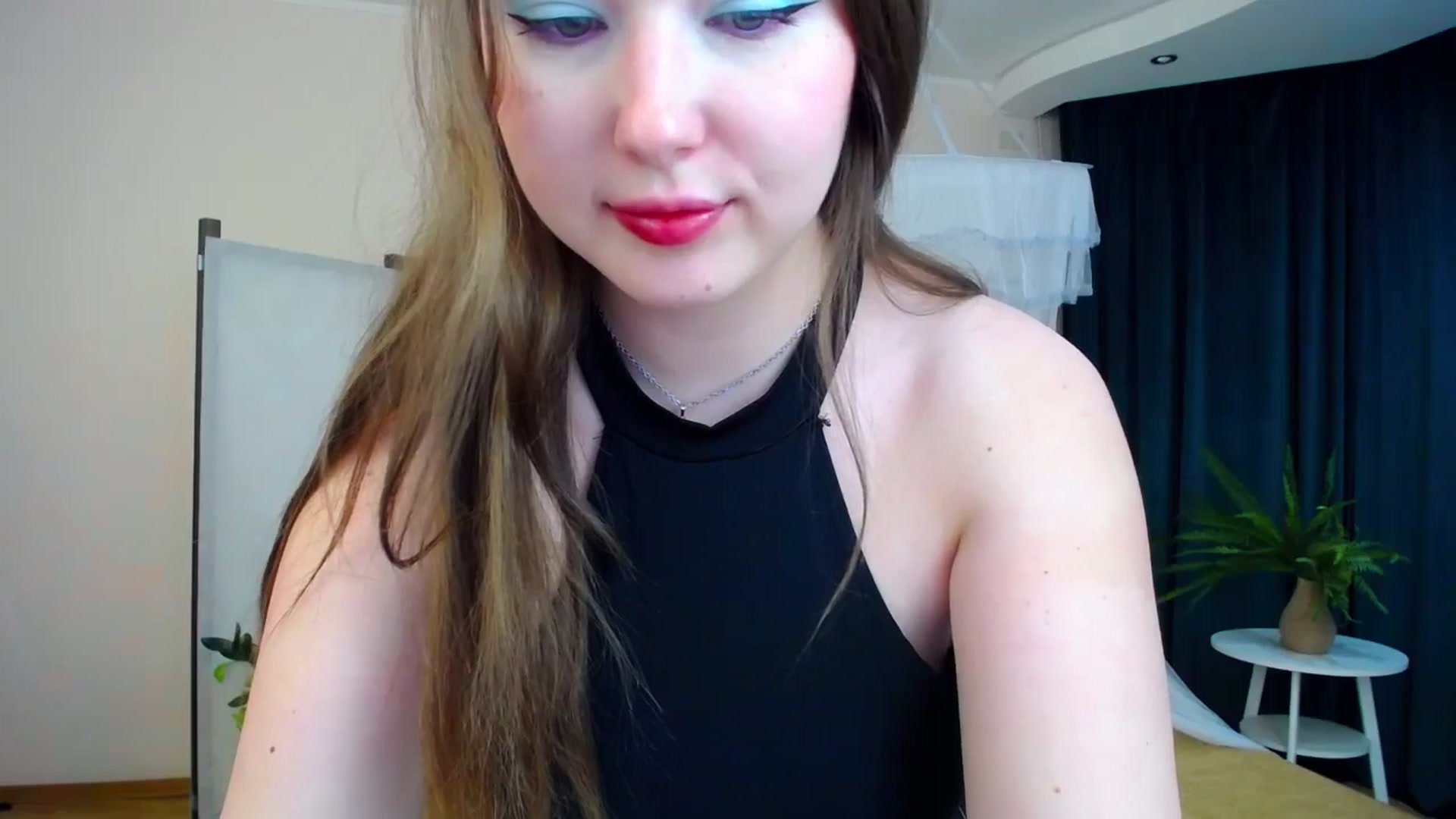 Gallery image thumbnail from AdmireMyEyes's myfreecams stream on, 09/29/2024, 19:47 image 11 of 20