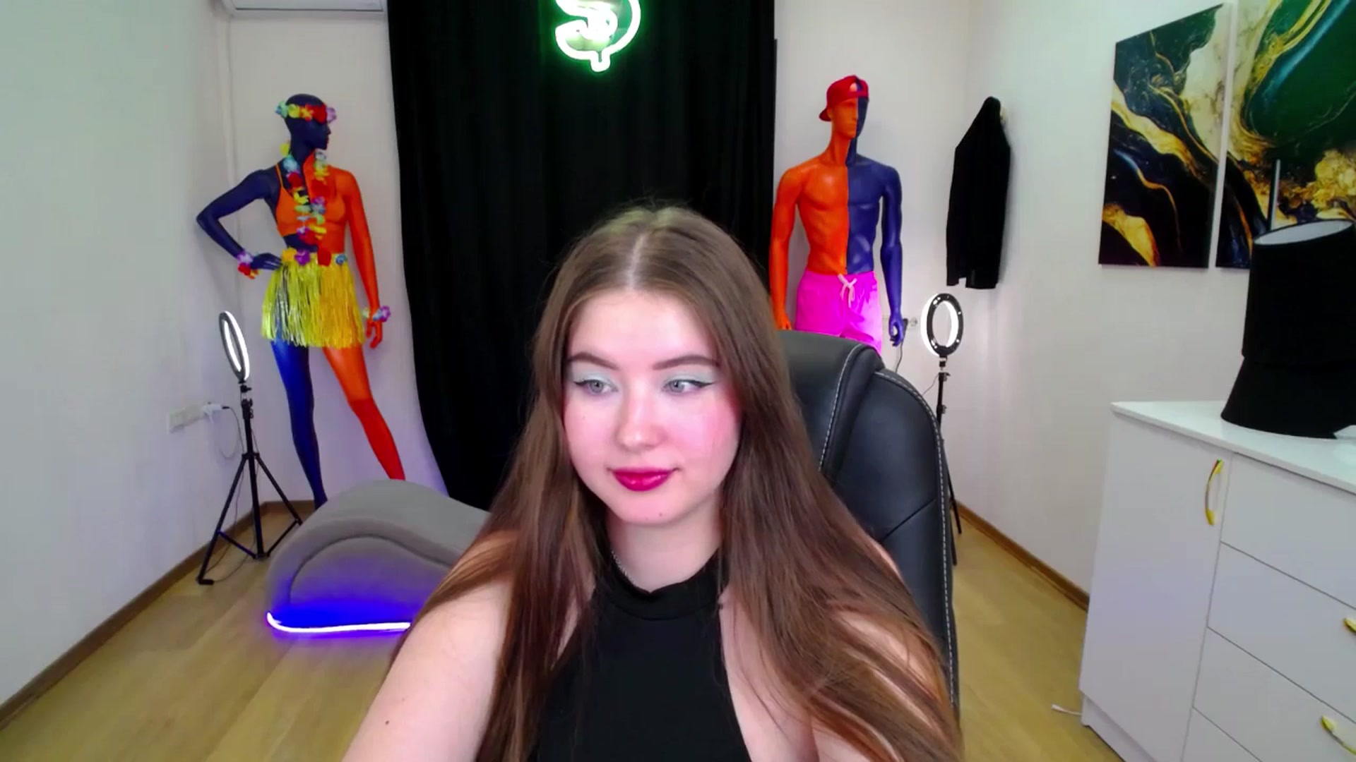 Gallery image thumbnail from AdmireMyEyes's myfreecams stream on, 09/29/2024, 23:47 image 4 of 20