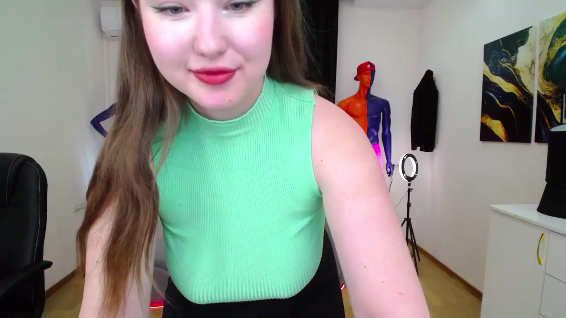 Gallery image thumbnail from AdmireMyEyes's myfreecams stream on, 10/03/2024, 07:36 image 4 of 20