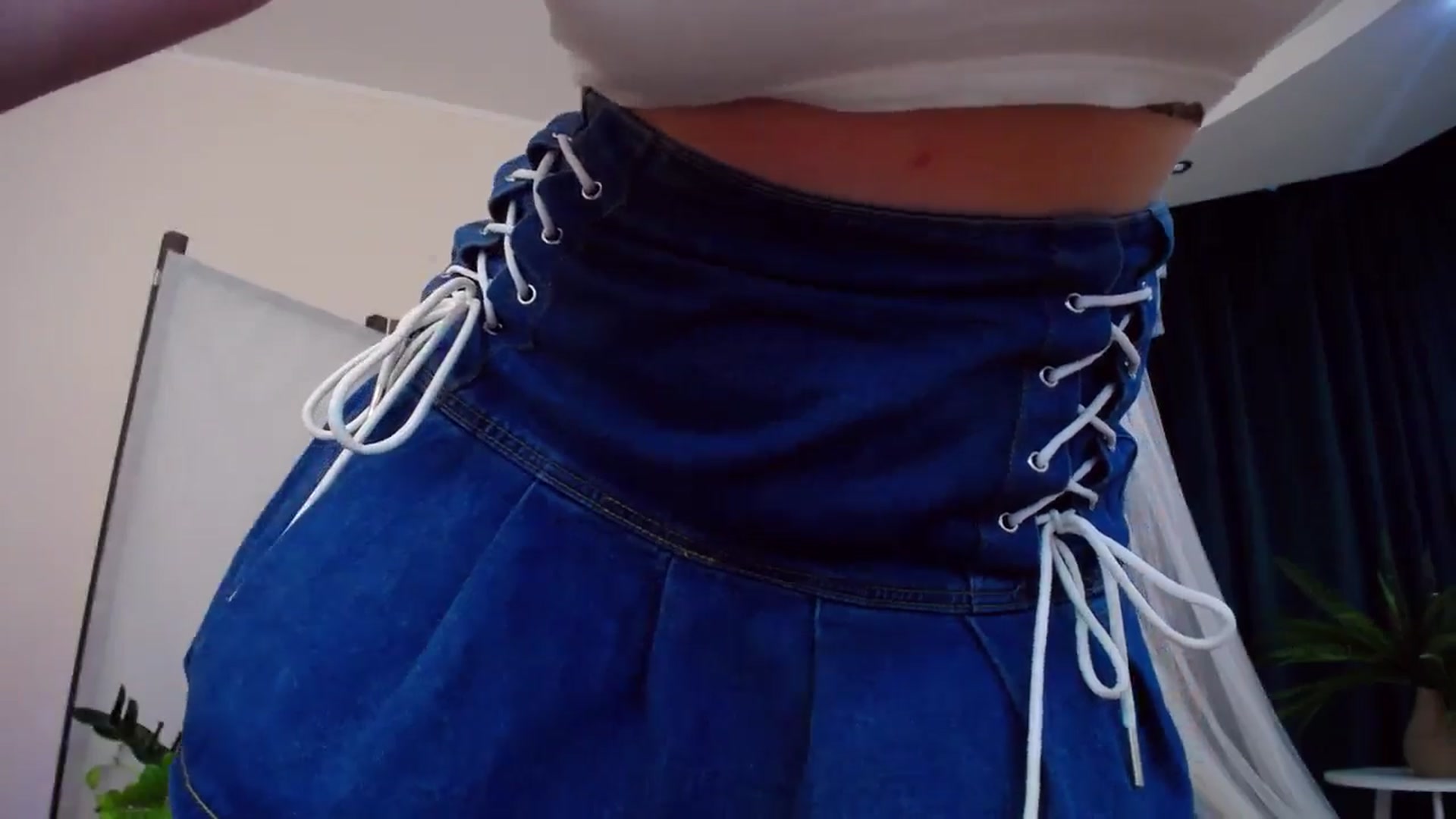 Gallery image thumbnail from AdmireMyEyes's myfreecams stream on, 10/05/2024, 07:25 image 4 of 20