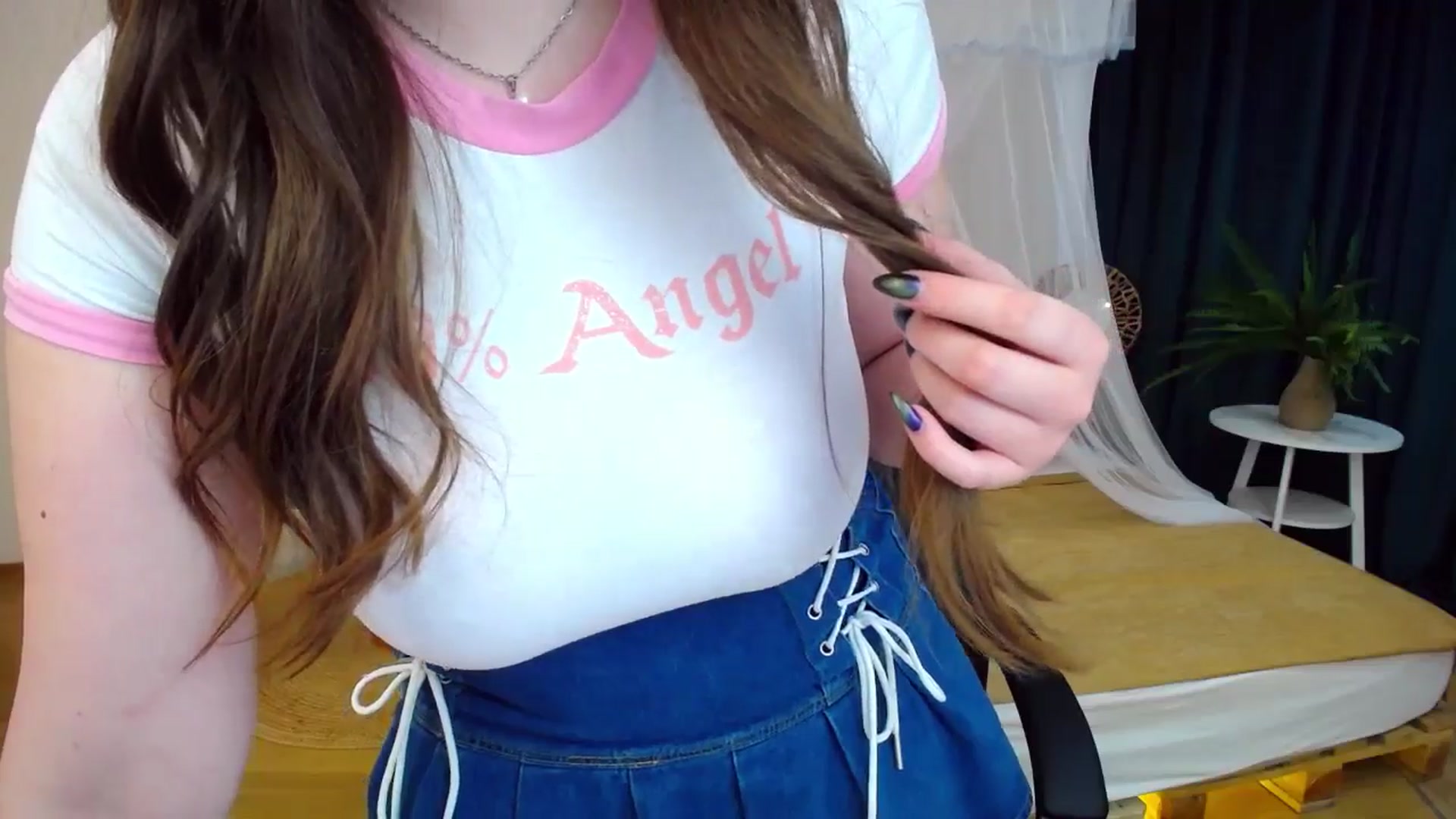 Gallery image thumbnail from AdmireMyEyes's myfreecams stream on, 10/05/2024, 09:50 image 5 of 20