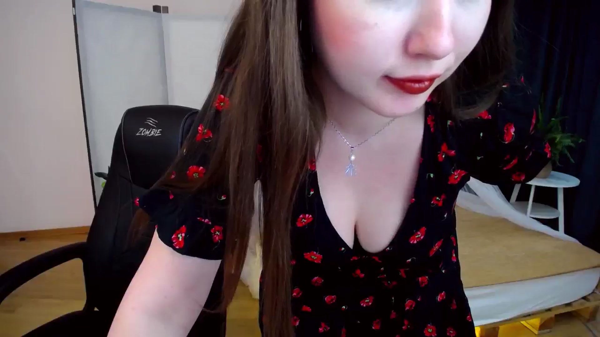 Gallery image thumbnail from AdmireMyEyes's myfreecams stream on, 10/06/2024, 22:38 image 20 of 20