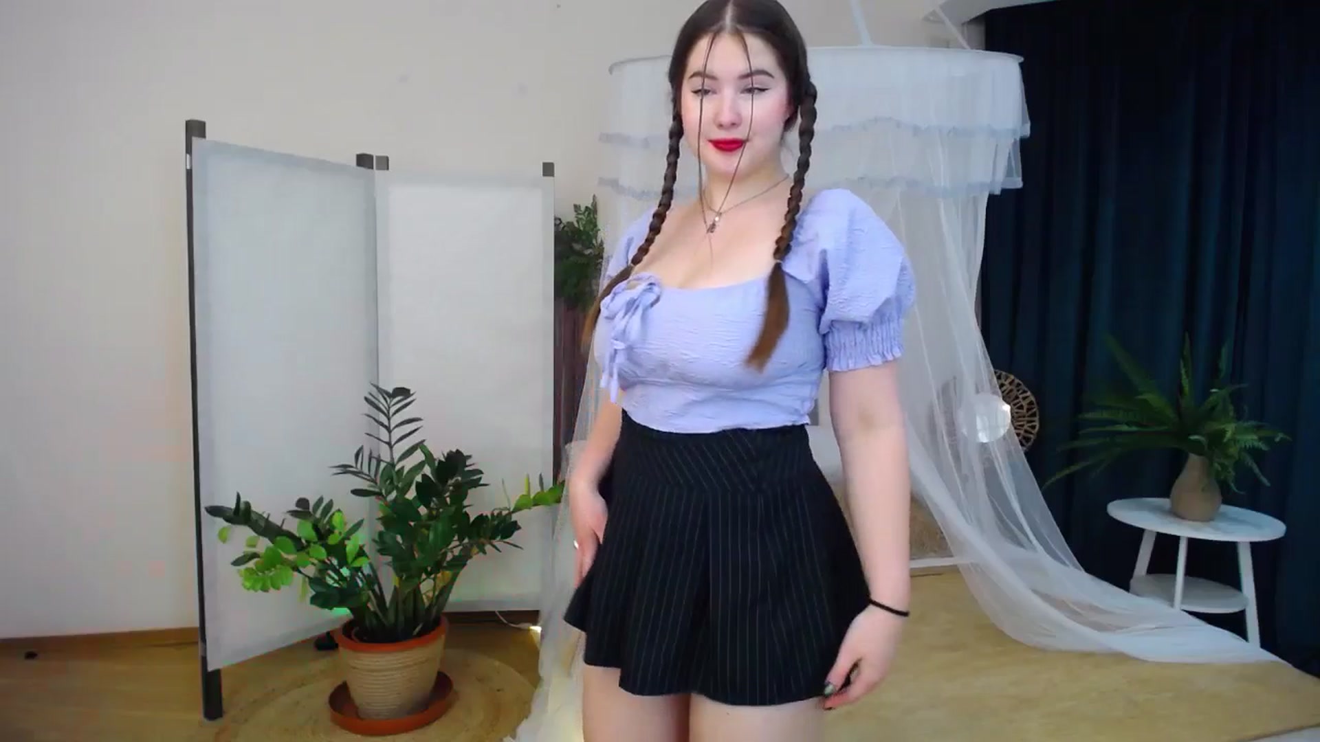 Gallery image thumbnail from AdmireMyEyes's myfreecams stream on, 10/08/2024, 20:34 image 10 of 20