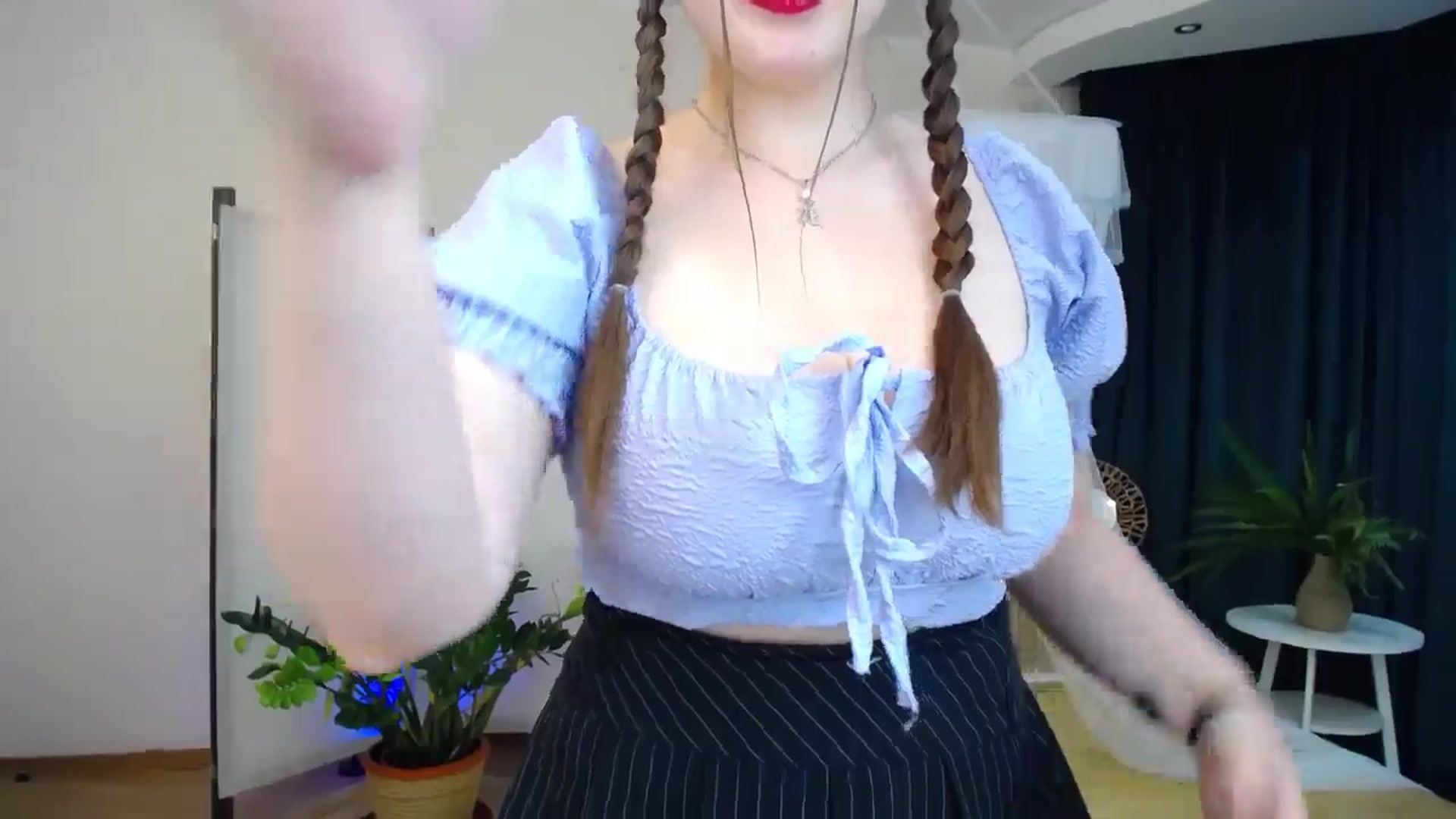Gallery image thumbnail from AdmireMyEyes's myfreecams stream on, 10/08/2024, 20:34 image 6 of 20