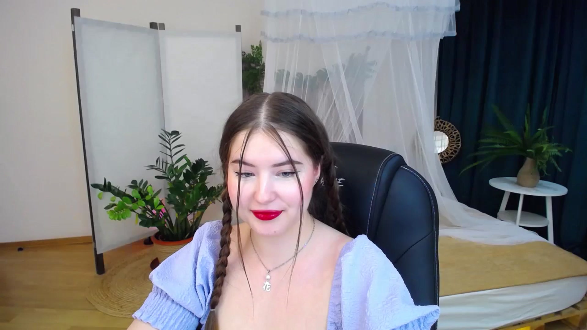 Gallery image thumbnail from AdmireMyEyes's myfreecams stream on, 10/09/2024, 01:39 image 8 of 20