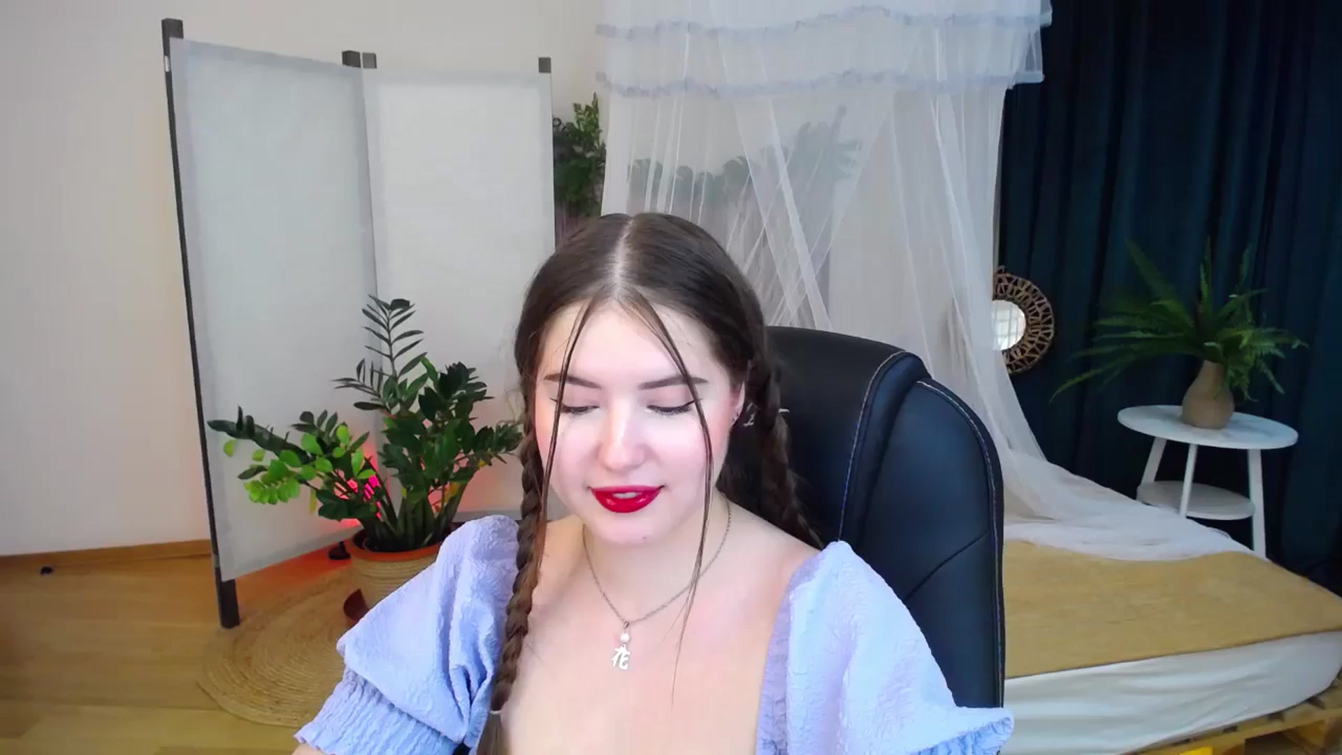 Gallery image thumbnail from AdmireMyEyes's myfreecams stream on, 10/09/2024, 01:39 image 7 of 20