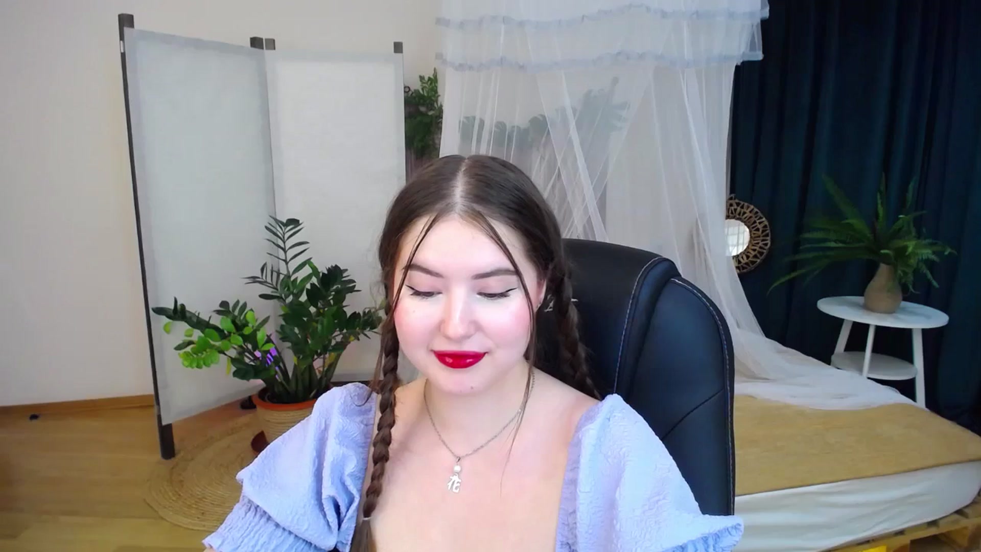 Gallery image thumbnail from AdmireMyEyes's myfreecams stream on, 10/09/2024, 01:39 image 5 of 20