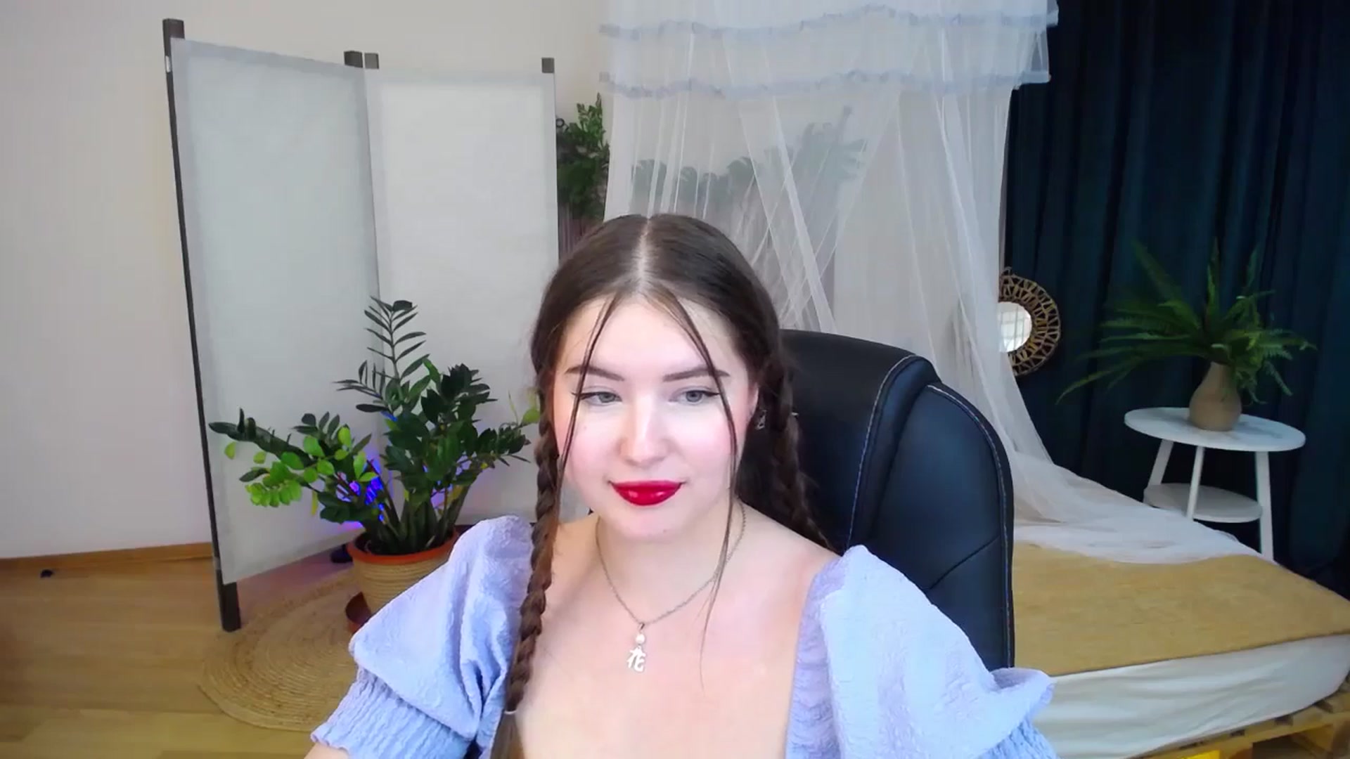 Gallery image thumbnail from AdmireMyEyes's myfreecams stream on, 10/09/2024, 01:39 image 6 of 20