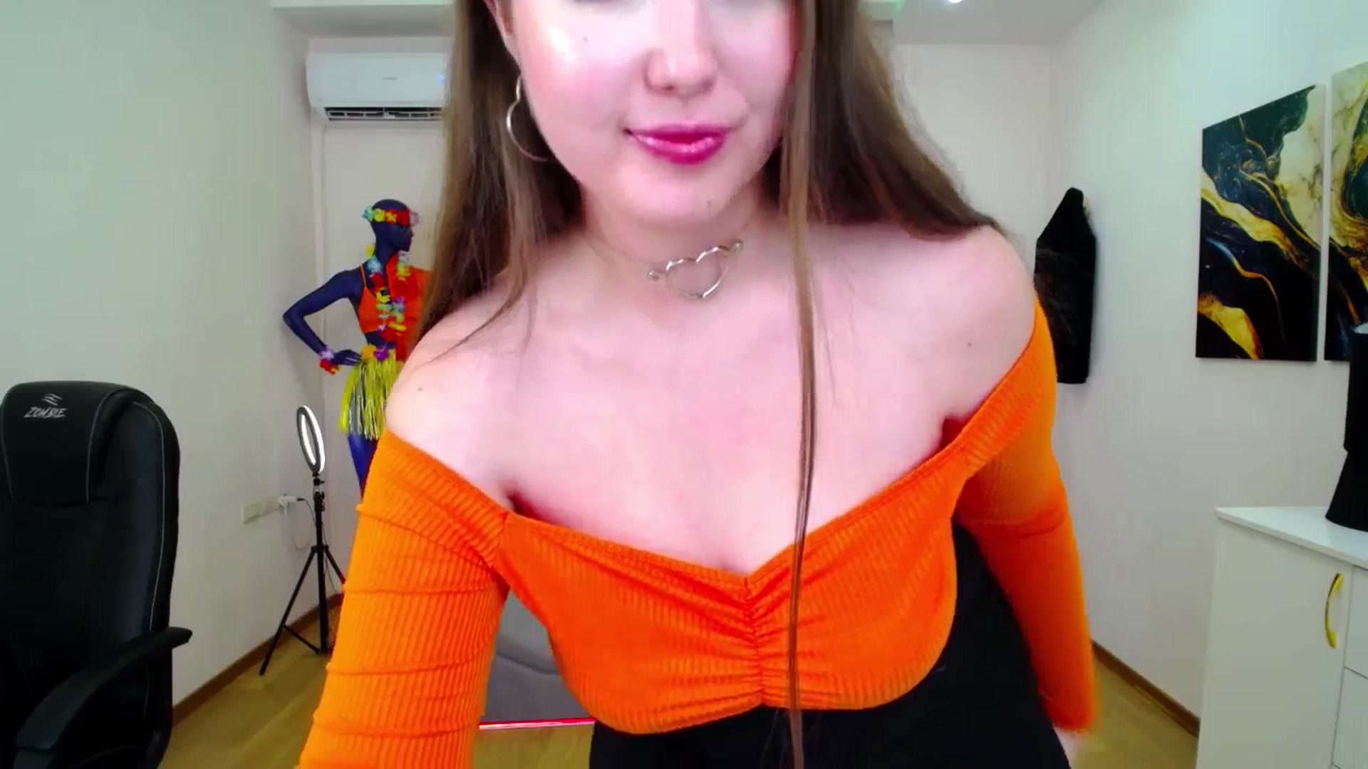 Gallery image thumbnail from AdmireMyEyes's myfreecams stream on, 10/11/2024, 10:23 image 12 of 20