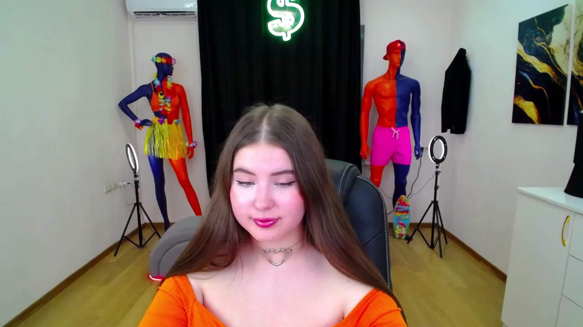 Gallery image thumbnail from AdmireMyEyes's myfreecams stream on, 10/11/2024, 10:23 image 7 of 20