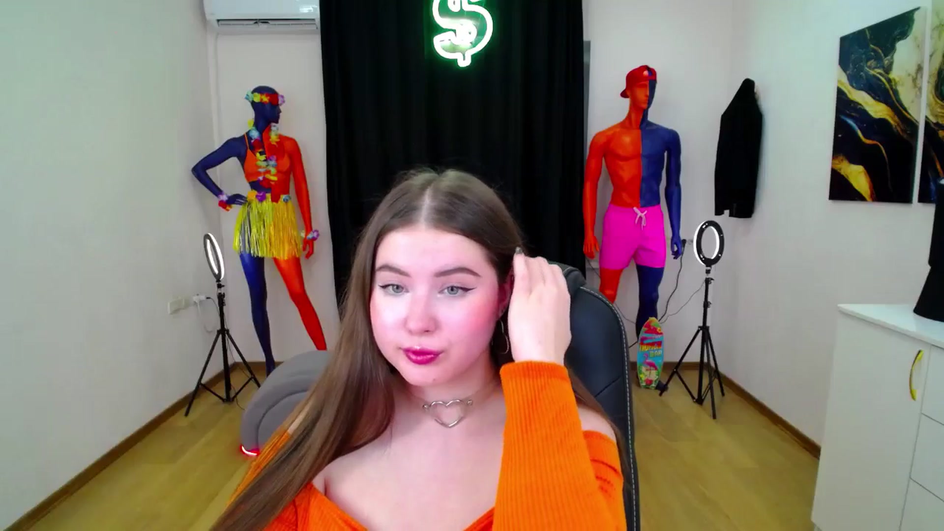 Gallery image thumbnail from AdmireMyEyes's myfreecams stream on, 10/11/2024, 10:23 image 2 of 20