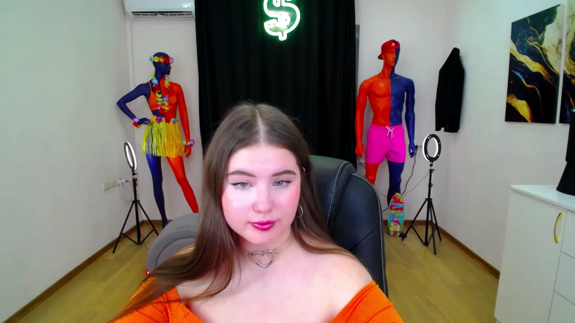 Gallery image thumbnail from AdmireMyEyes's myfreecams stream on, 10/11/2024, 10:23 image 4 of 20