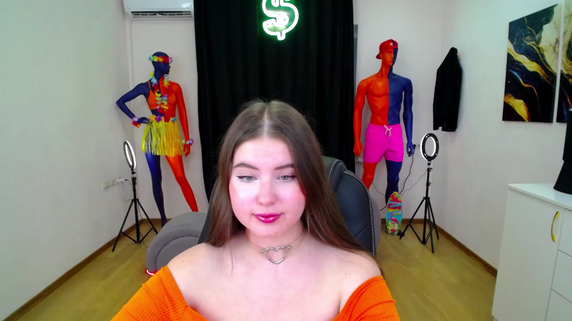 Gallery image thumbnail from AdmireMyEyes's myfreecams stream on, 10/11/2024, 10:23 image 1 of 20