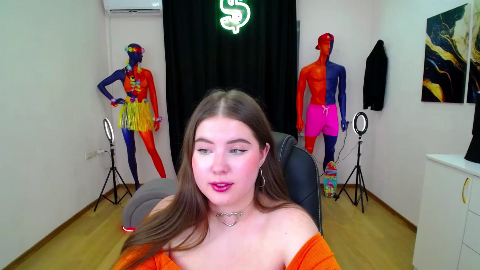Gallery image thumbnail from AdmireMyEyes's myfreecams stream on, 10/11/2024, 10:23 image 5 of 20