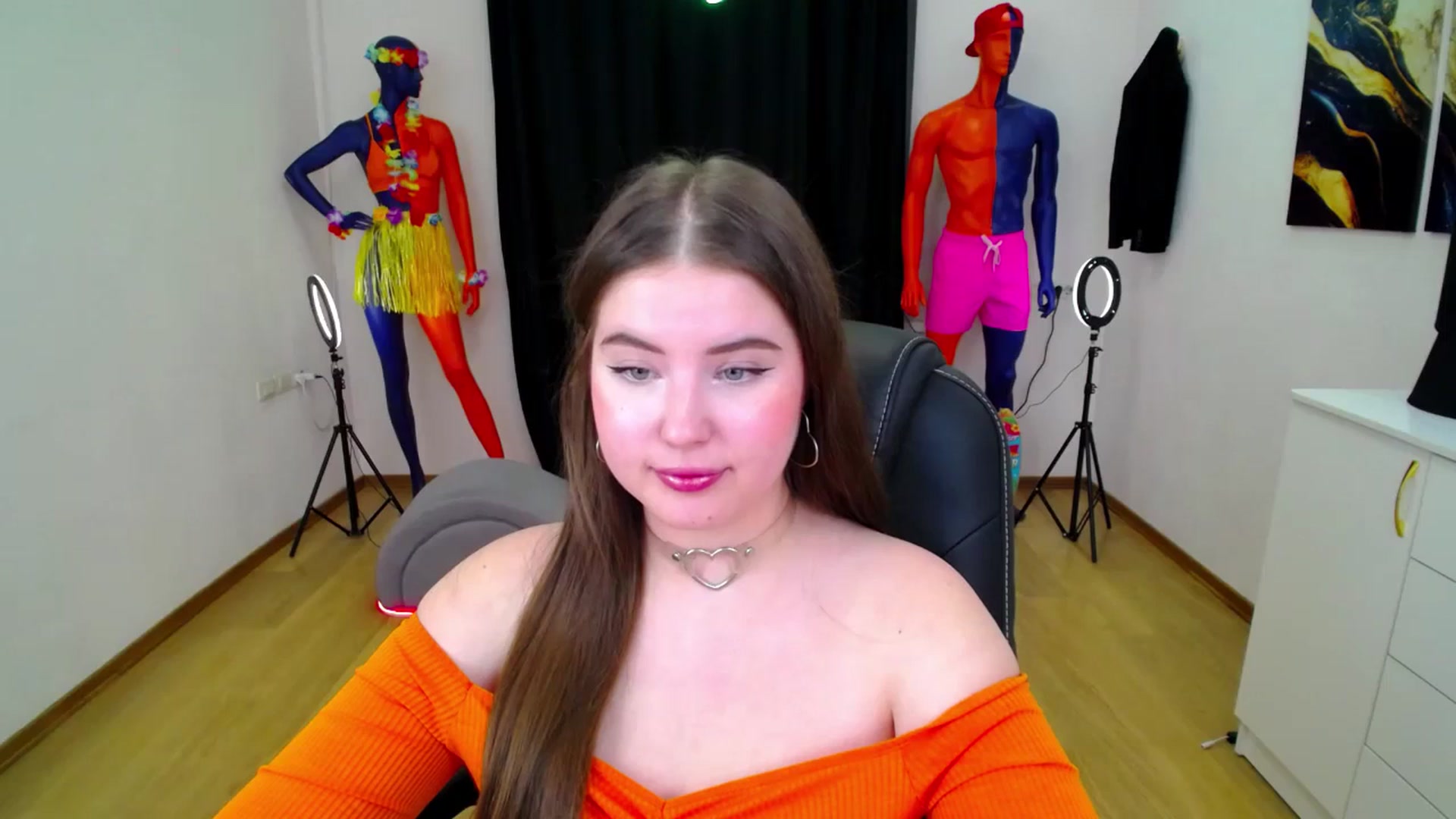 Gallery image thumbnail from AdmireMyEyes's myfreecams stream on, 10/11/2024, 11:42 image 6 of 20