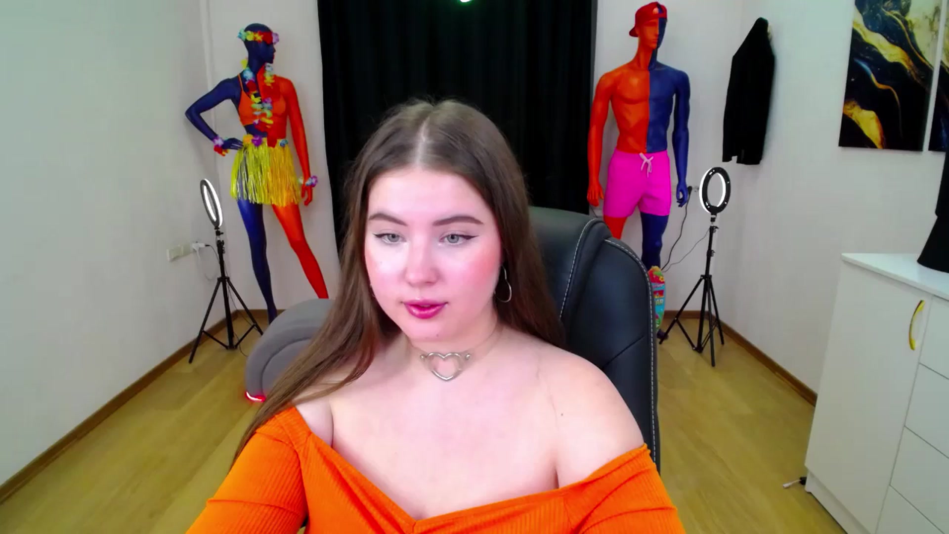 Gallery image thumbnail from AdmireMyEyes's myfreecams stream on, 10/11/2024, 11:42 image 9 of 20