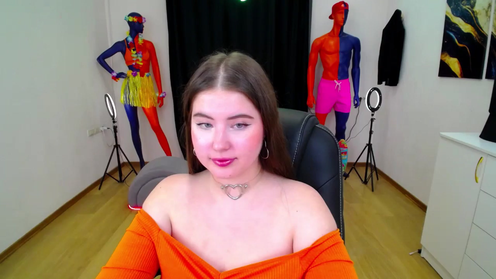 Gallery image thumbnail from AdmireMyEyes's myfreecams stream on, 10/11/2024, 11:42 image 8 of 20
