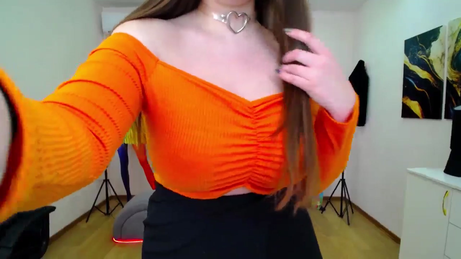 Gallery image thumbnail from AdmireMyEyes's myfreecams stream on, 10/11/2024, 12:40 image 4 of 20