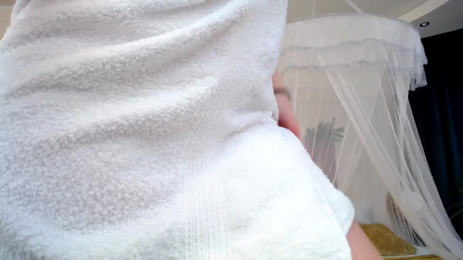 Gallery image thumbnail from AdmireMyEyes's myfreecams stream on, 10/14/2024, 21:46 image 9 of 20