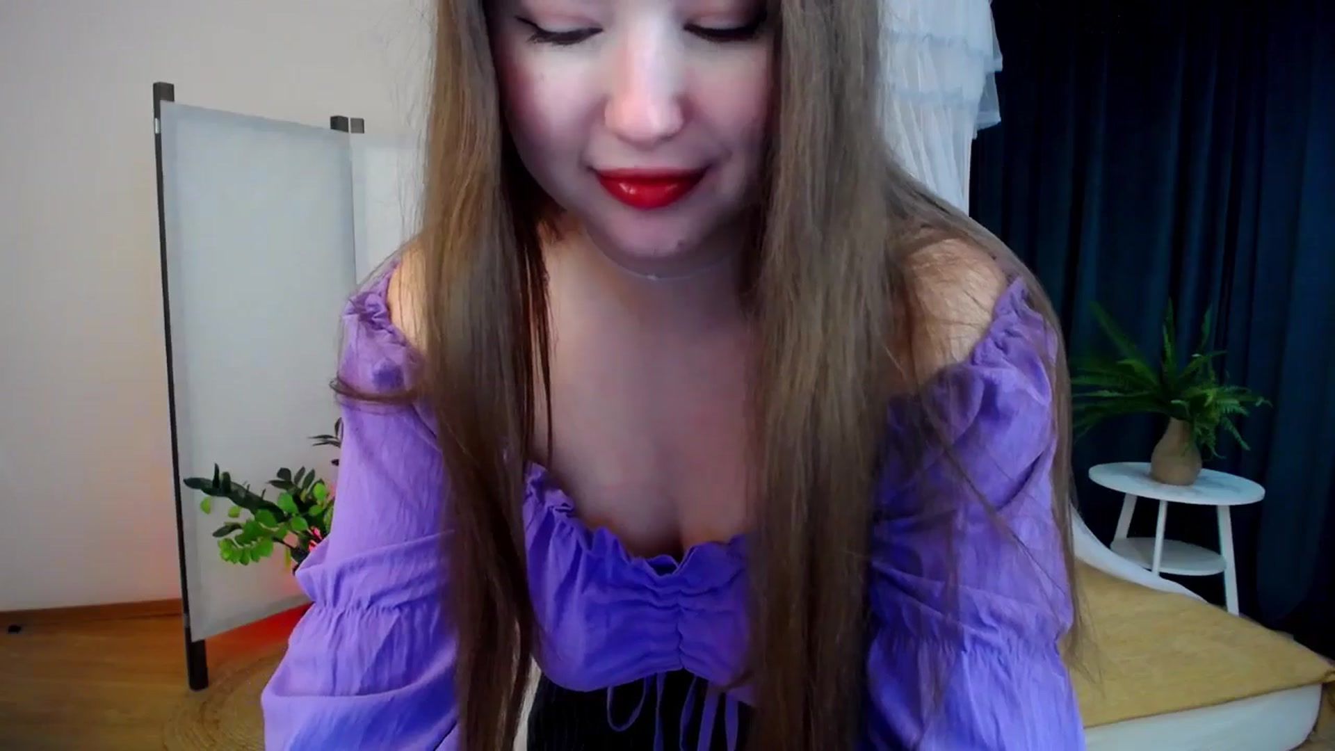 Gallery image thumbnail from AdmireMyEyes's myfreecams stream on, 10/16/2024, 19:45 image 8 of 20