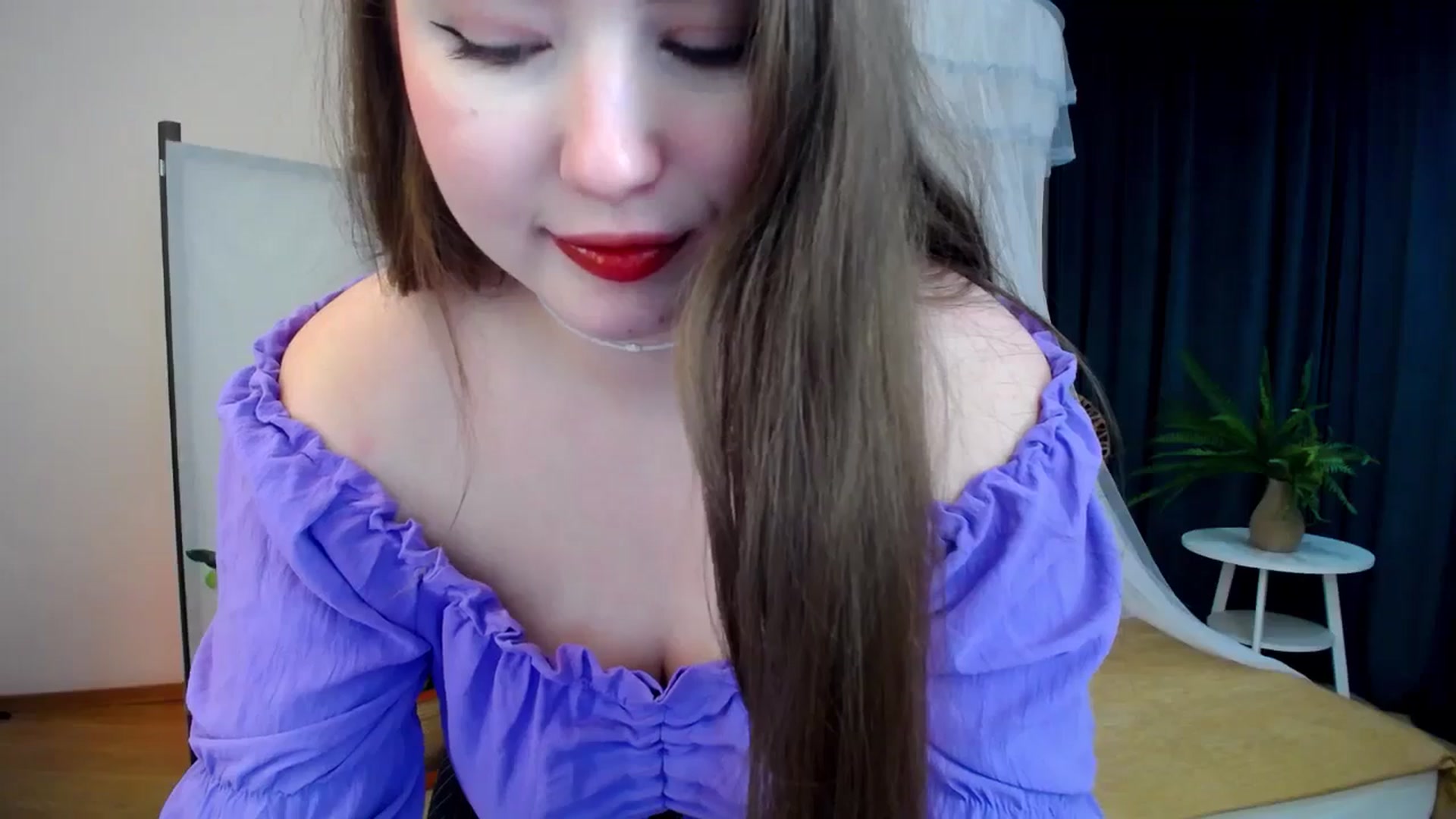 Gallery image thumbnail from AdmireMyEyes's myfreecams stream on, 10/16/2024, 20:46 image 13 of 20