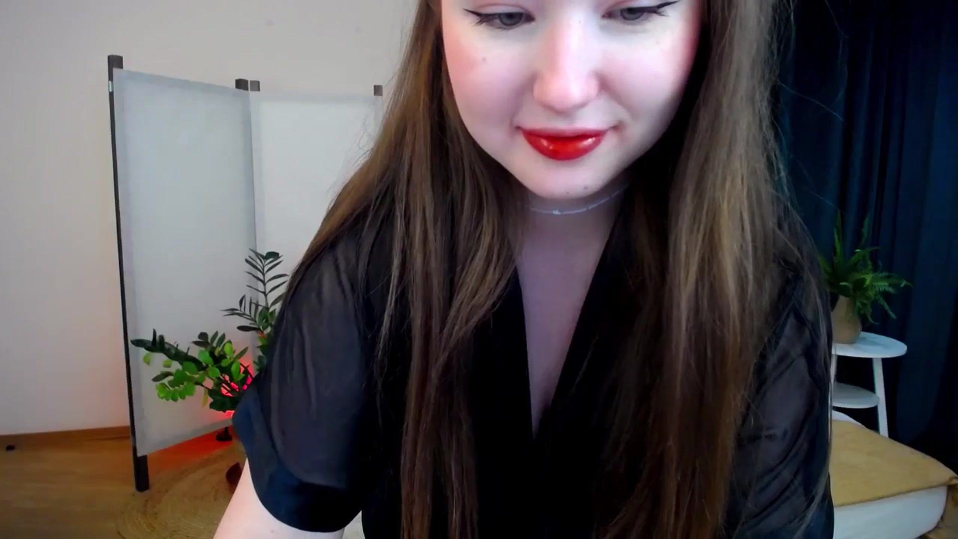 Gallery image thumbnail from AdmireMyEyes's myfreecams stream on, 10/16/2024, 22:29 image 13 of 20