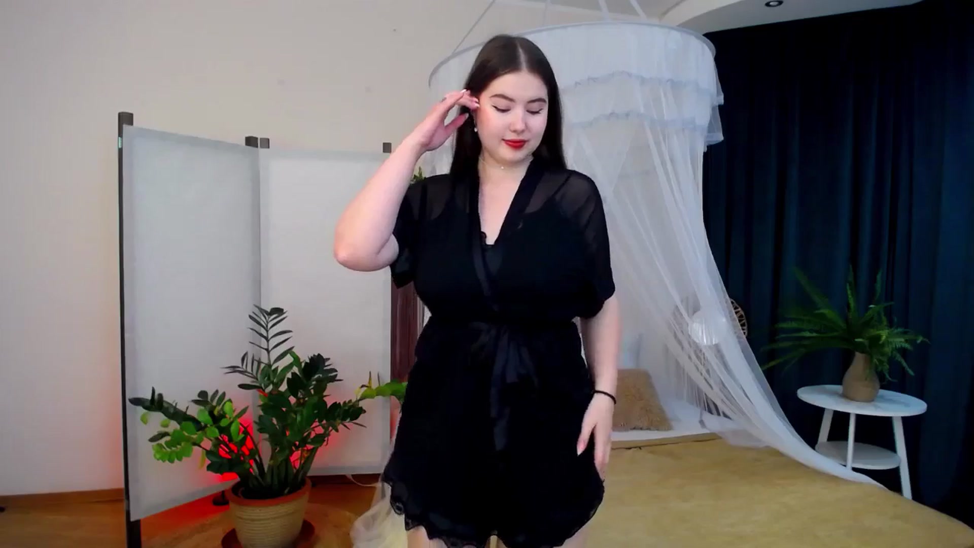 Gallery image thumbnail from AdmireMyEyes's myfreecams stream on, 10/16/2024, 22:29 image 7 of 20