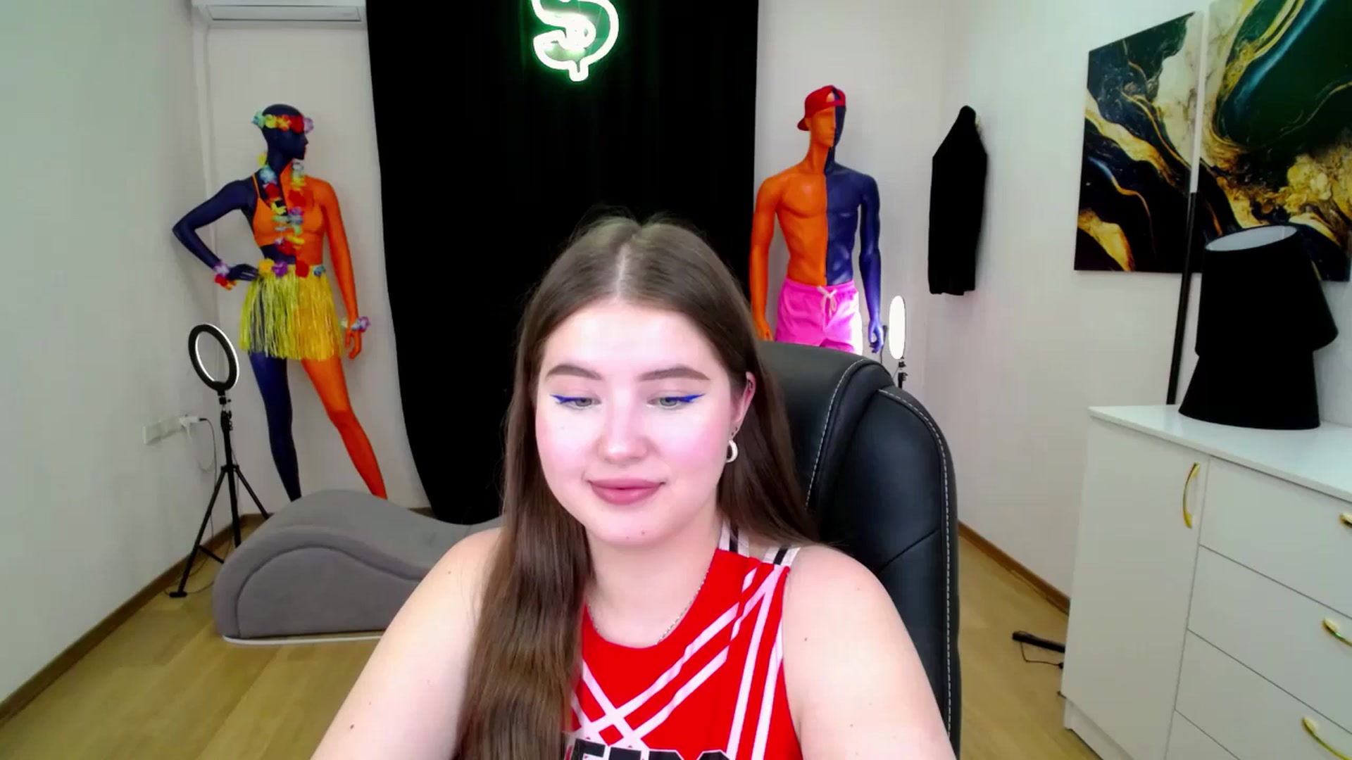 Gallery image thumbnail from AdmireMyEyes's myfreecams stream on, 10/22/2024, 09:11 image 5 of 20