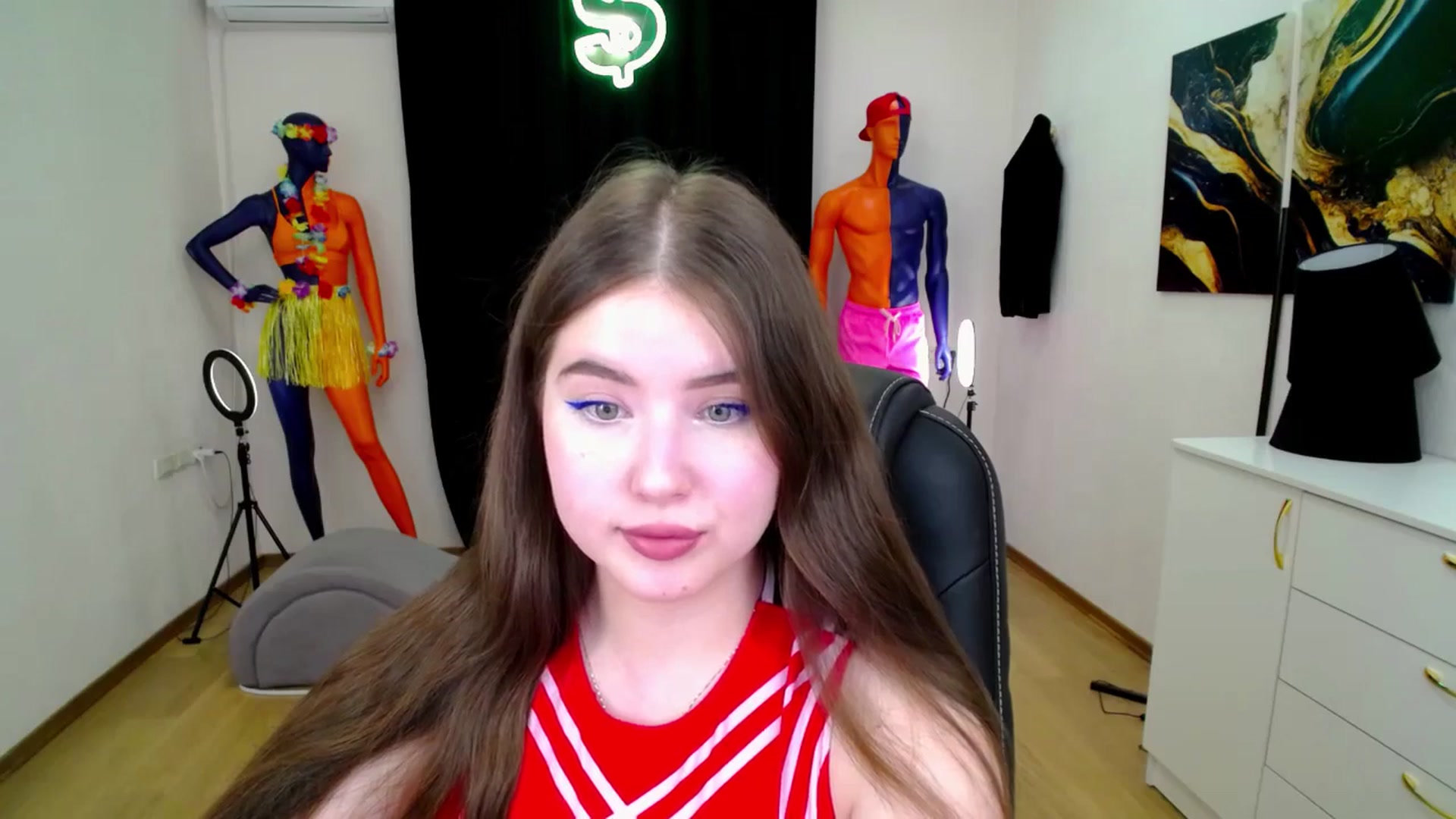 Gallery image thumbnail from AdmireMyEyes's myfreecams stream on, 10/22/2024, 09:11 image 10 of 20