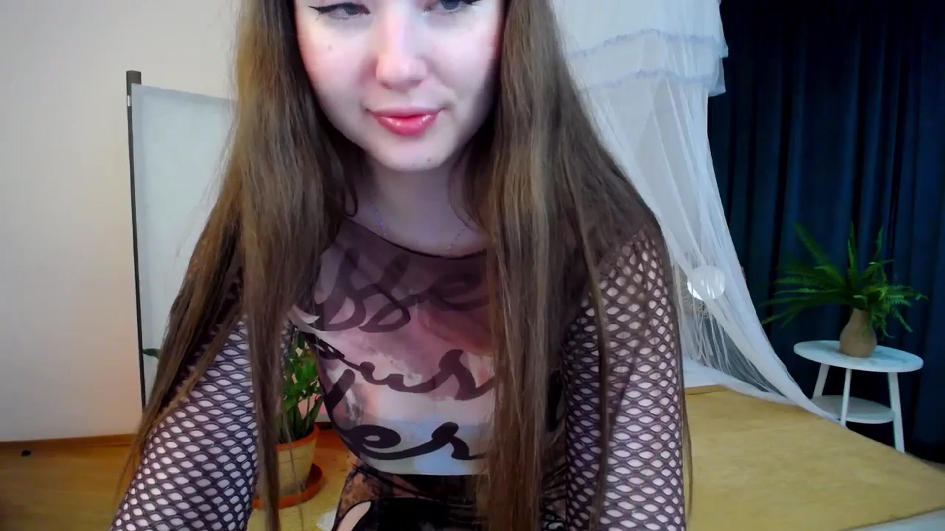 Gallery image thumbnail from AdmireMyEyes's myfreecams stream on, 10/23/2024, 21:03 image 6 of 20