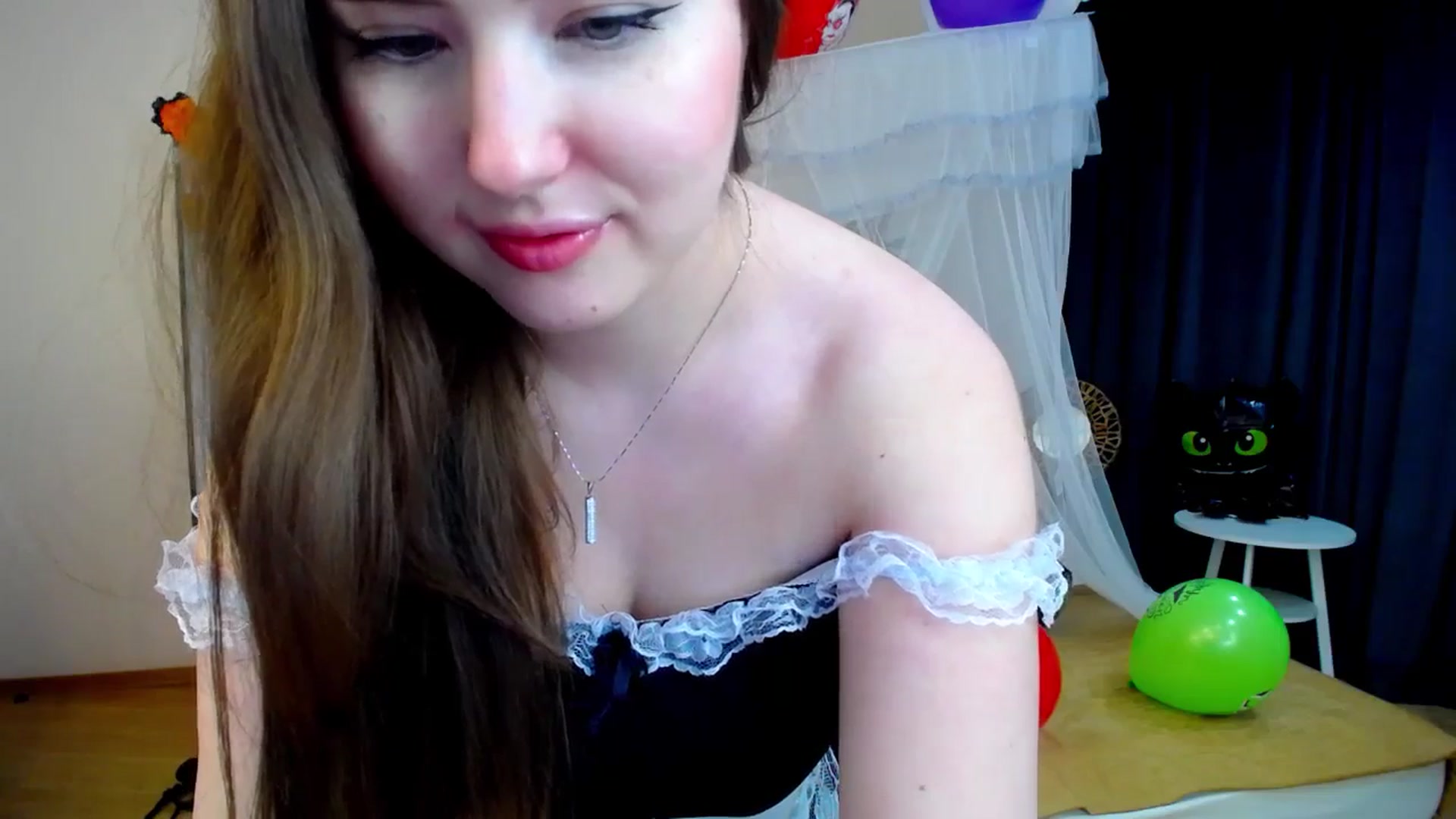 Gallery image thumbnail from AdmireMyEyes's myfreecams stream on, 10/25/2024, 22:58 image 10 of 20