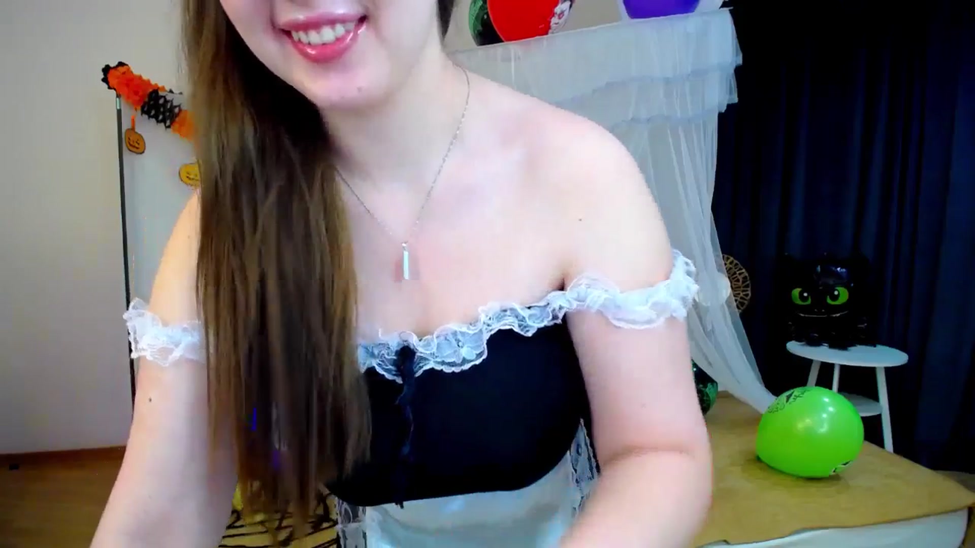 Gallery image thumbnail from AdmireMyEyes's myfreecams stream on, 10/25/2024, 22:58 image 18 of 20