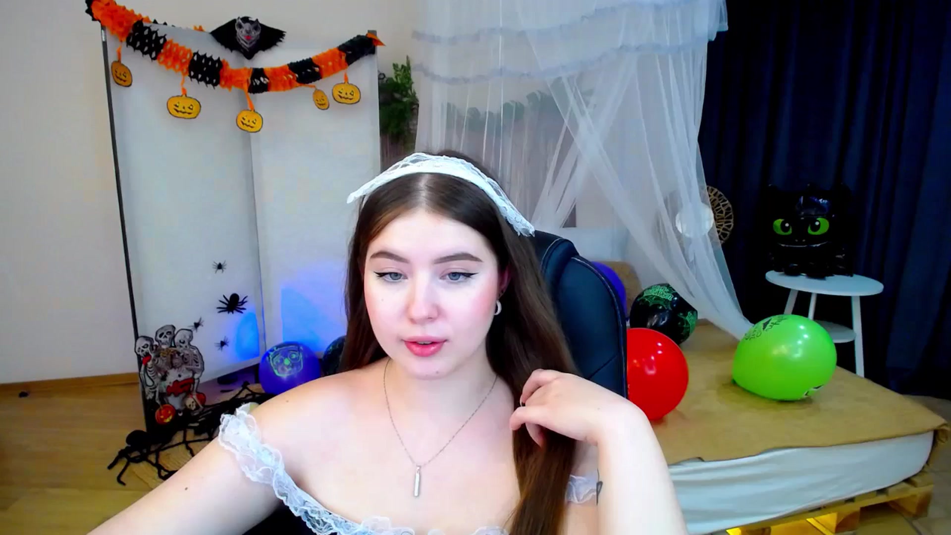 Gallery image thumbnail from AdmireMyEyes's myfreecams stream on, 10/25/2024, 22:58 image 1 of 20