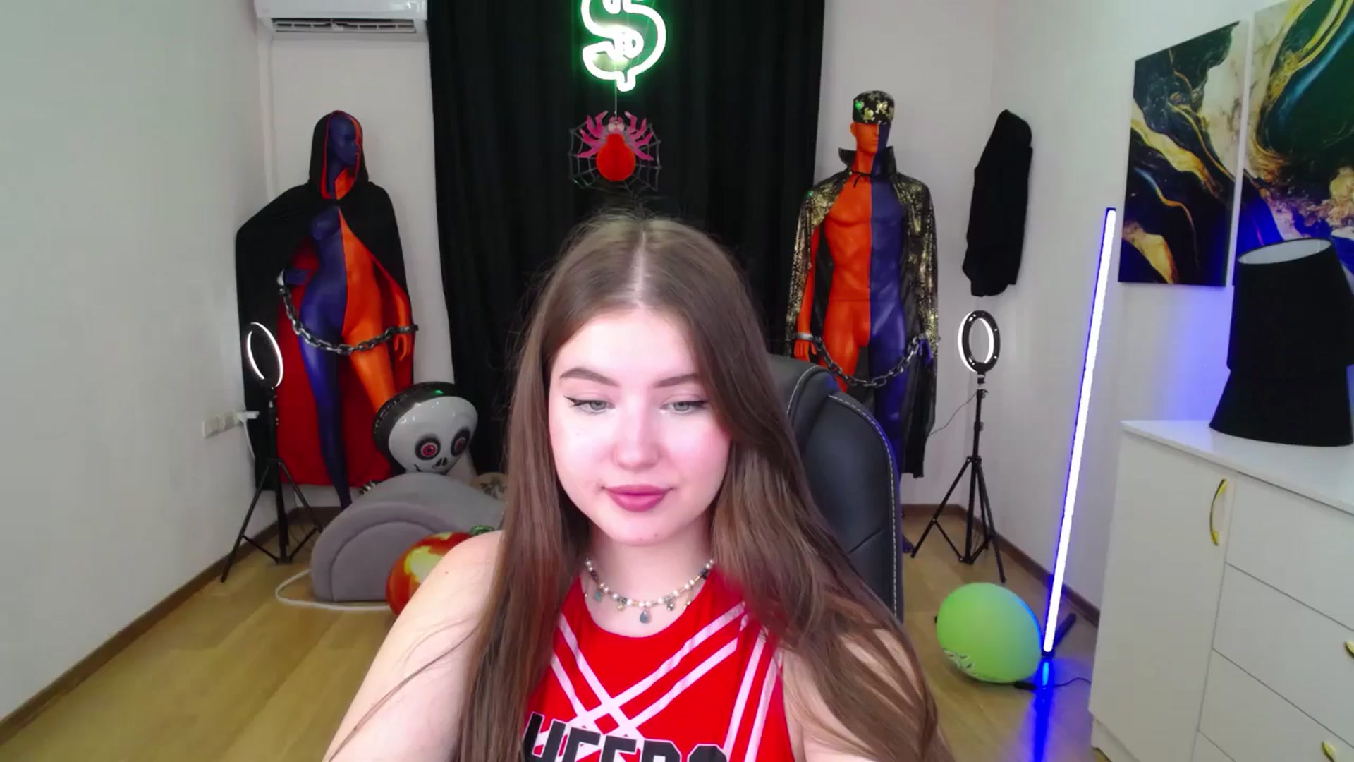 Gallery image thumbnail from AdmireMyEyes's myfreecams stream on, 10/30/2024, 09:43 image 1 of 20