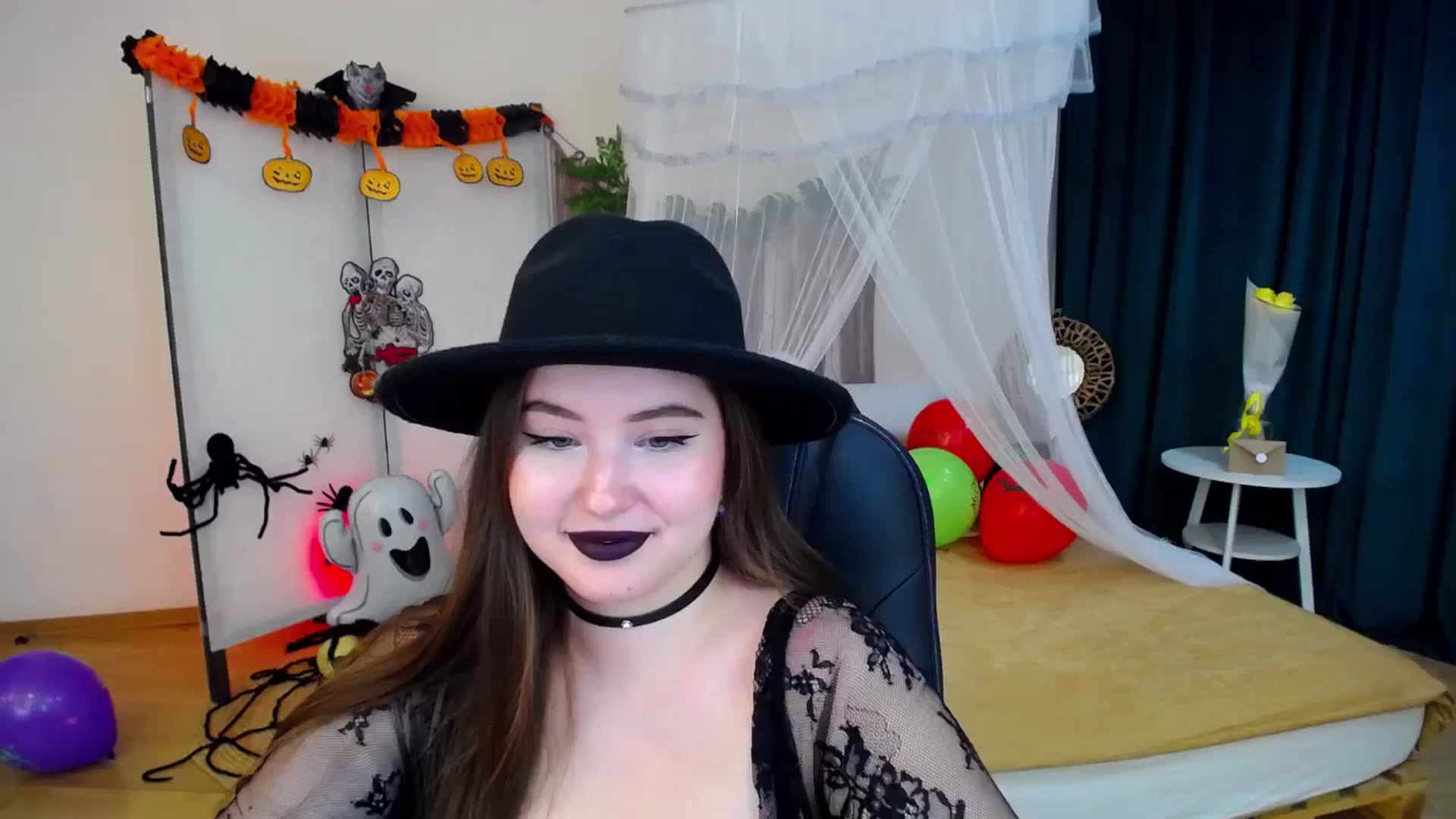 Gallery image thumbnail from AdmireMyEyes's myfreecams stream on, 10/31/2024, 08:59 image 15 of 20