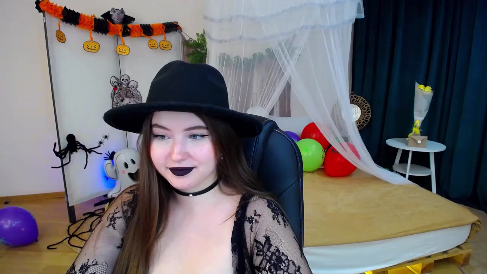 Gallery image thumbnail from AdmireMyEyes's myfreecams stream on, 10/31/2024, 08:59 image 6 of 20