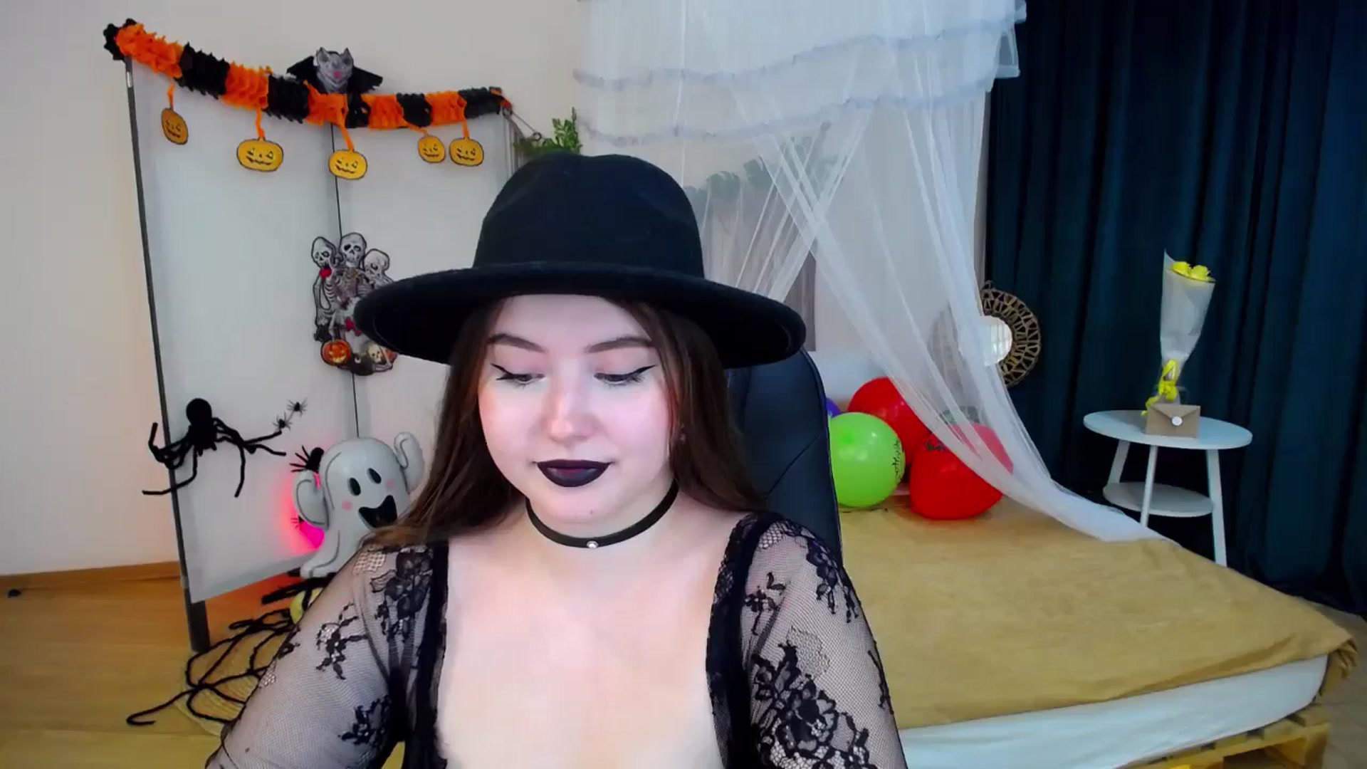 Gallery image thumbnail from AdmireMyEyes's myfreecams stream on, 10/31/2024, 09:47 image 7 of 20