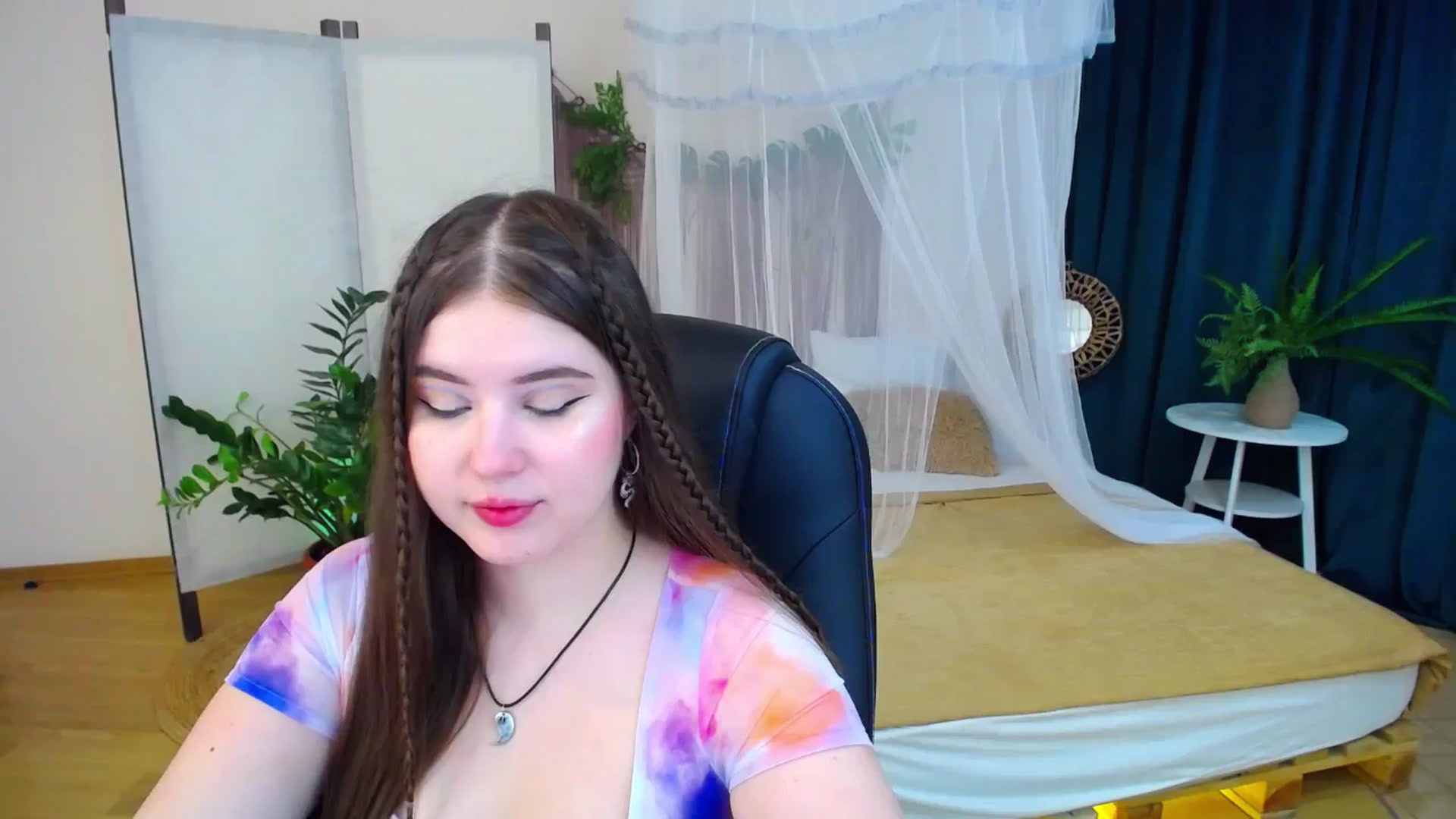 Gallery image thumbnail from AdmireMyEyes's myfreecams stream on, 11/07/2024, 19:49 image 4 of 20