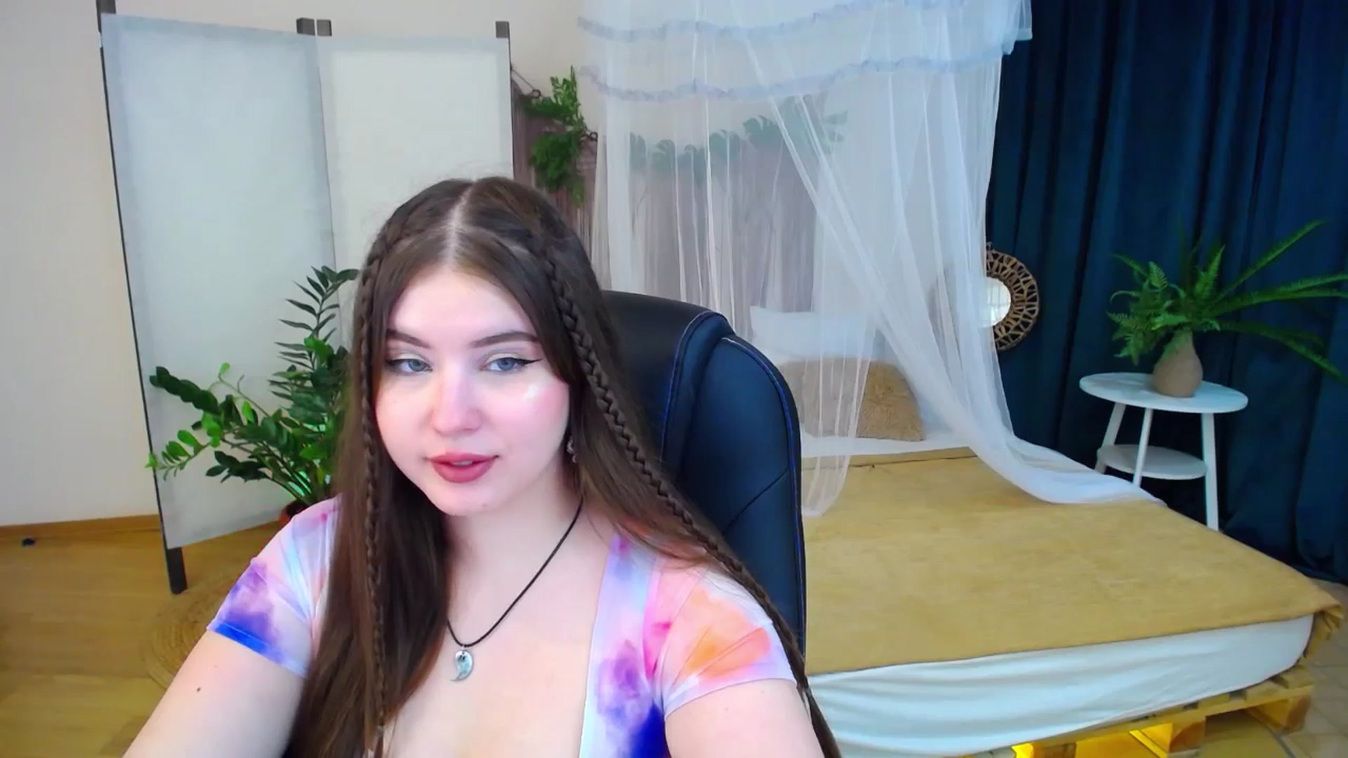 Gallery image thumbnail from AdmireMyEyes's myfreecams stream on, 11/07/2024, 19:49 image 6 of 20
