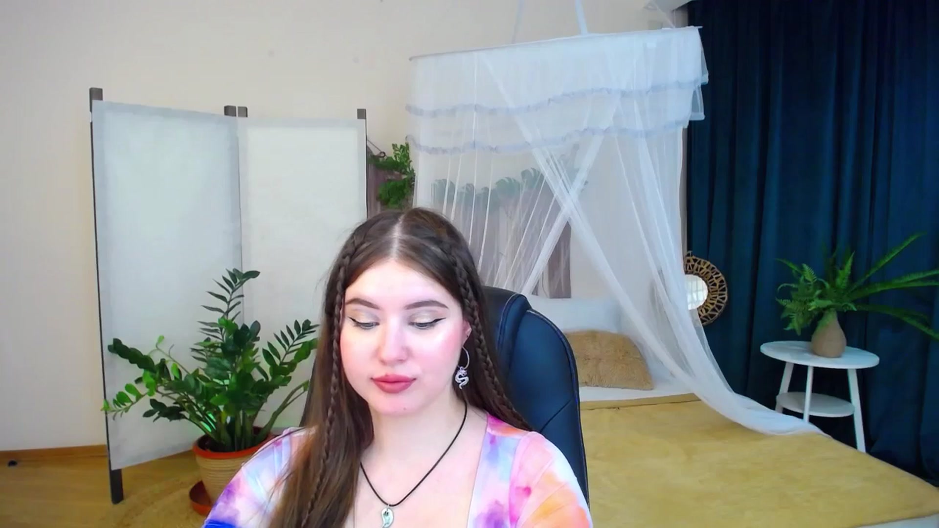 Gallery image thumbnail from AdmireMyEyes's myfreecams stream on, 11/08/2024, 24:58 image 12 of 20