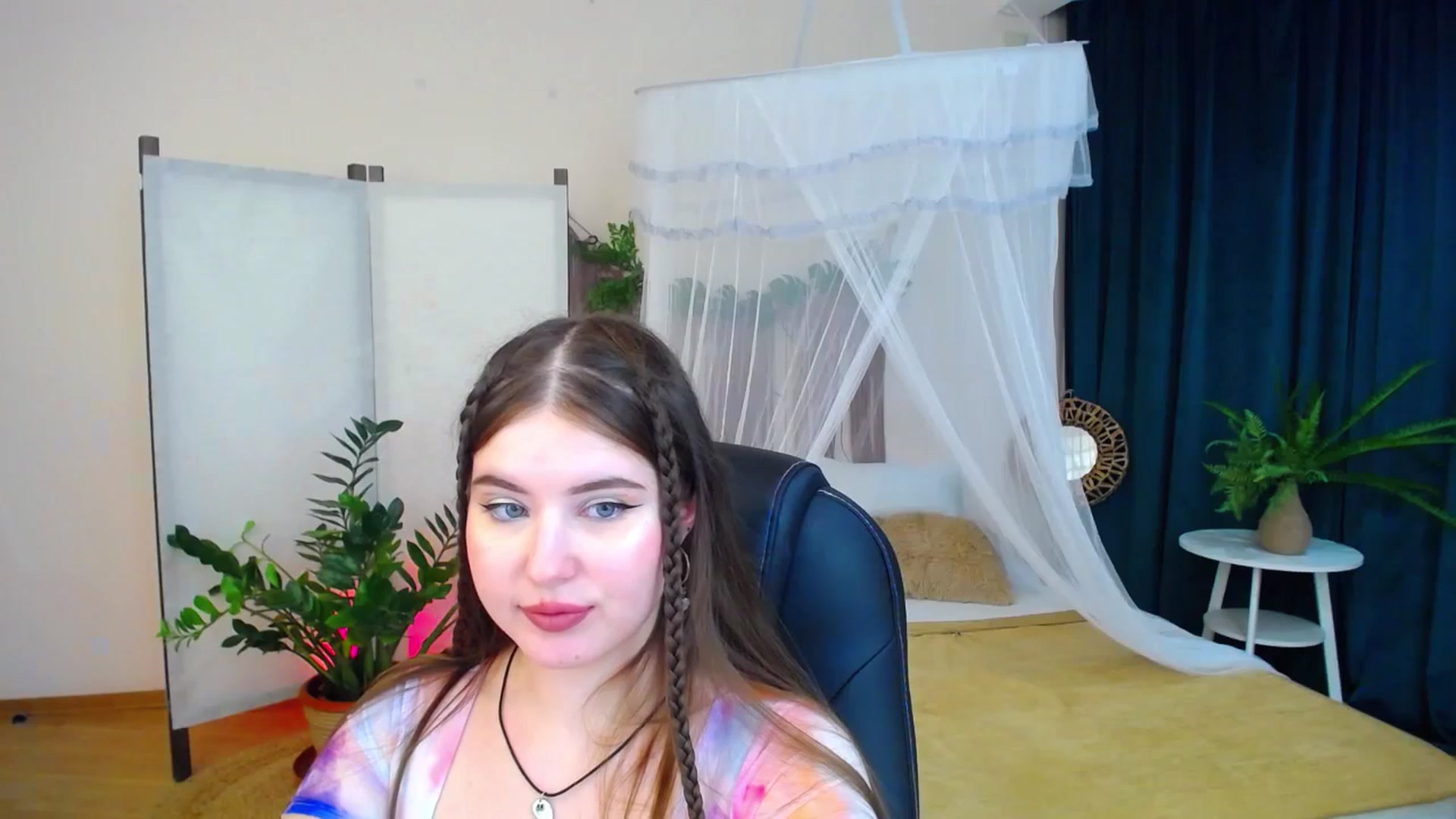 Gallery image thumbnail from AdmireMyEyes's myfreecams stream on, 11/08/2024, 24:58 image 20 of 20