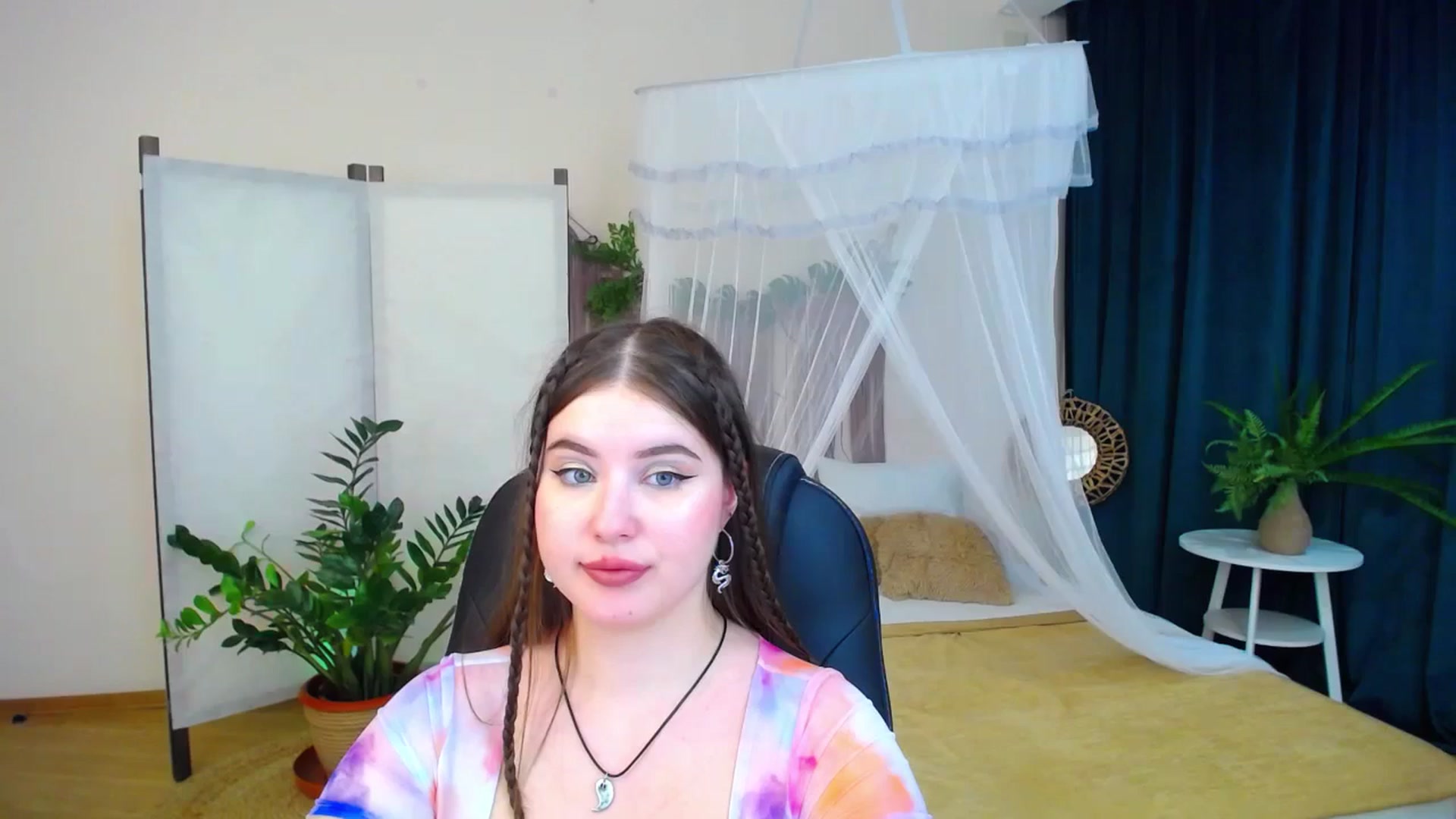 Gallery image thumbnail from AdmireMyEyes's myfreecams stream on, 11/08/2024, 24:58 image 9 of 20