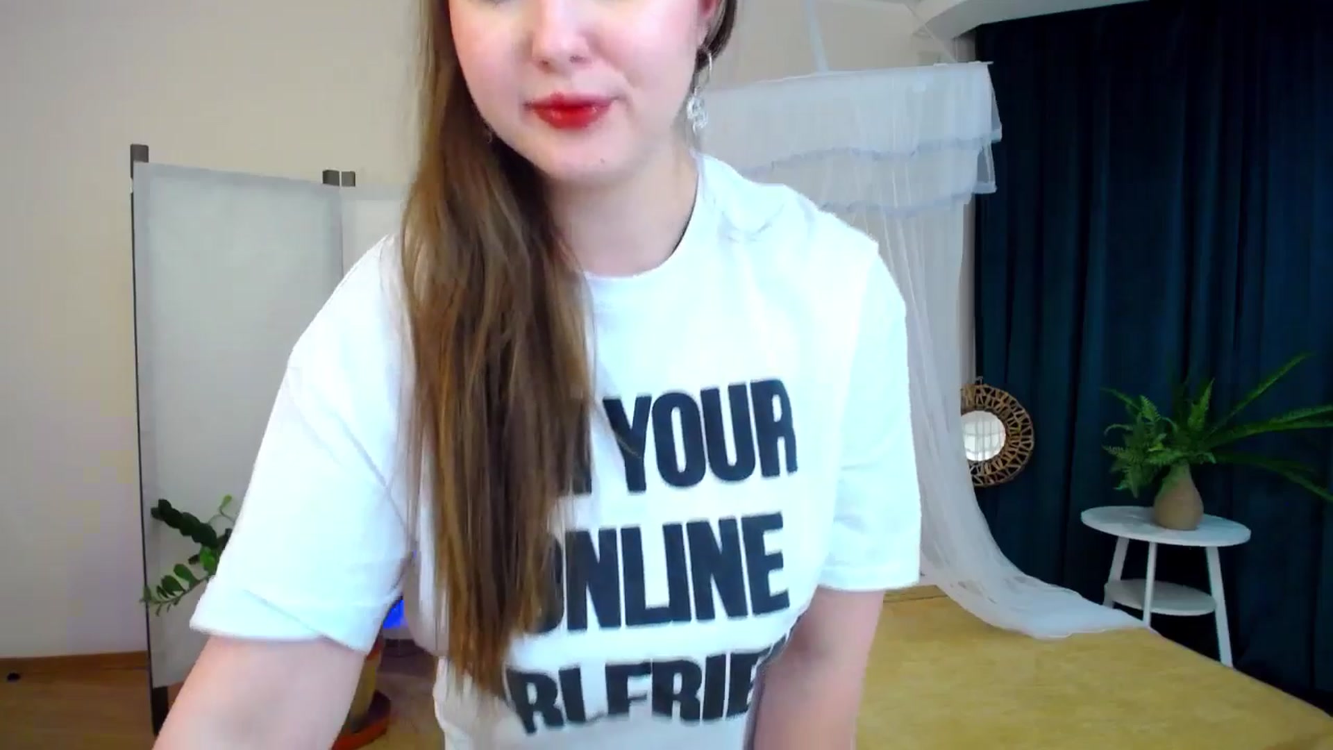 Gallery image thumbnail from AdmireMyEyes's myfreecams stream on, 11/08/2024, 19:47 image 14 of 20