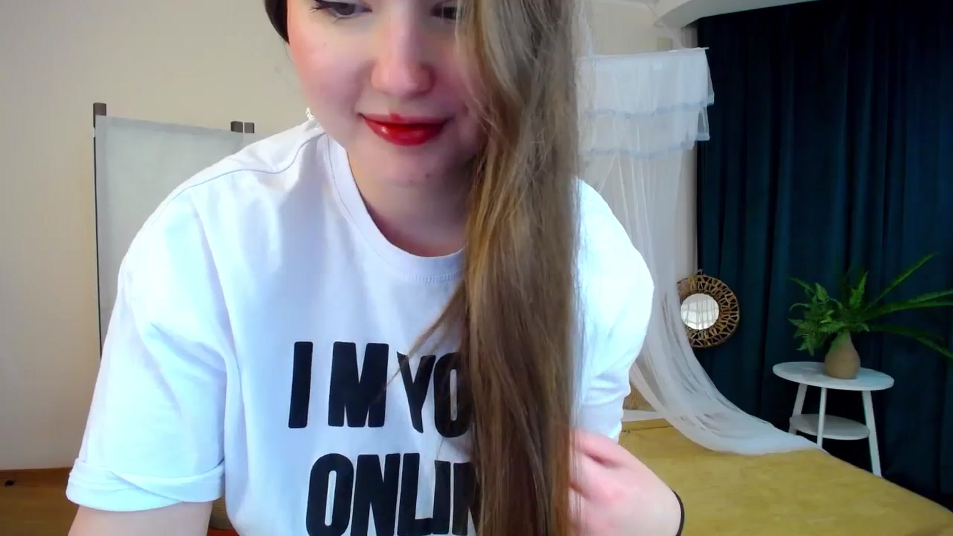 Gallery image thumbnail from AdmireMyEyes's myfreecams stream on, 11/08/2024, 19:47 image 15 of 20