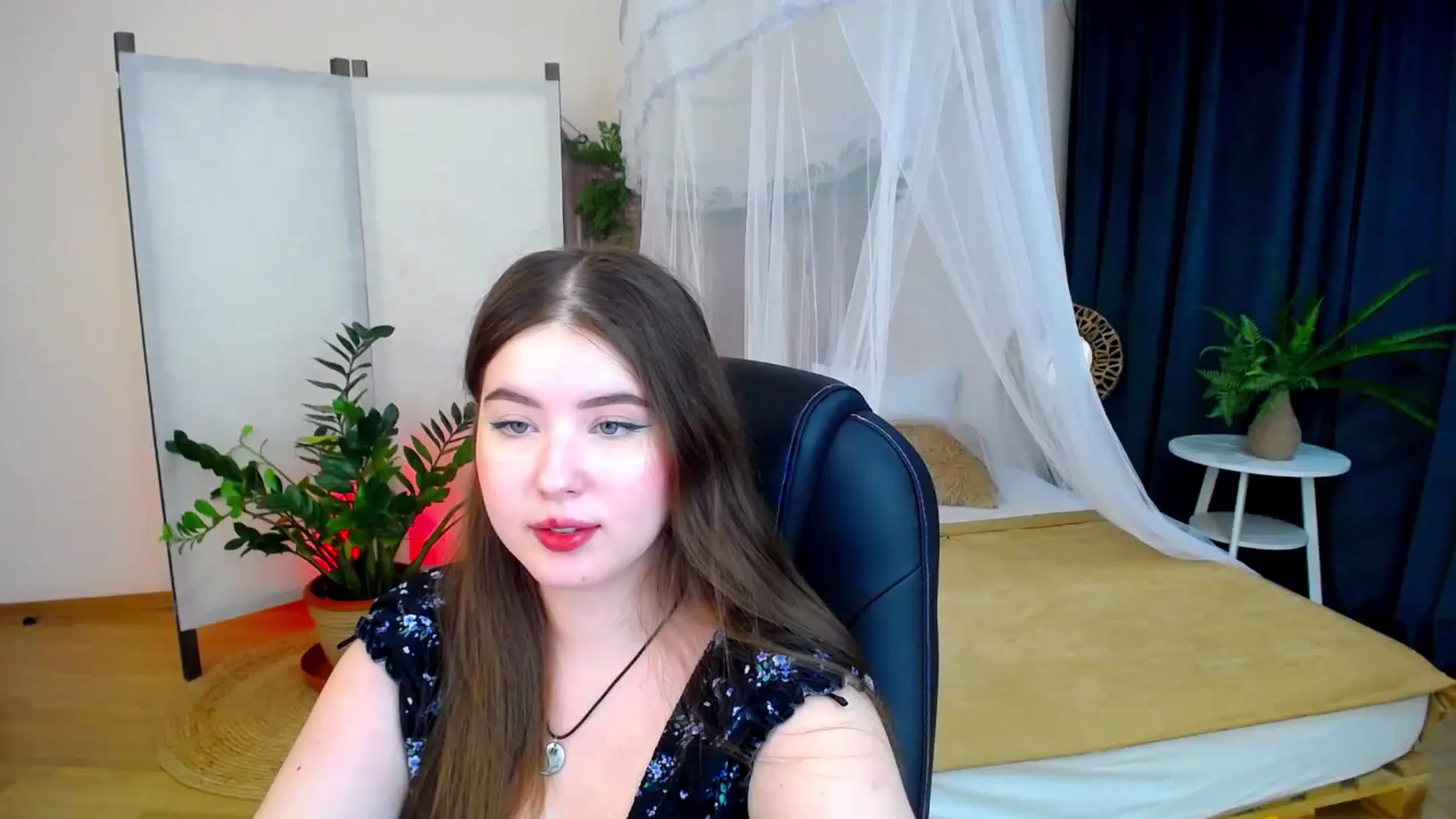 Gallery image thumbnail from AdmireMyEyes's myfreecams stream on, 11/09/2024, 23:43 image 7 of 20