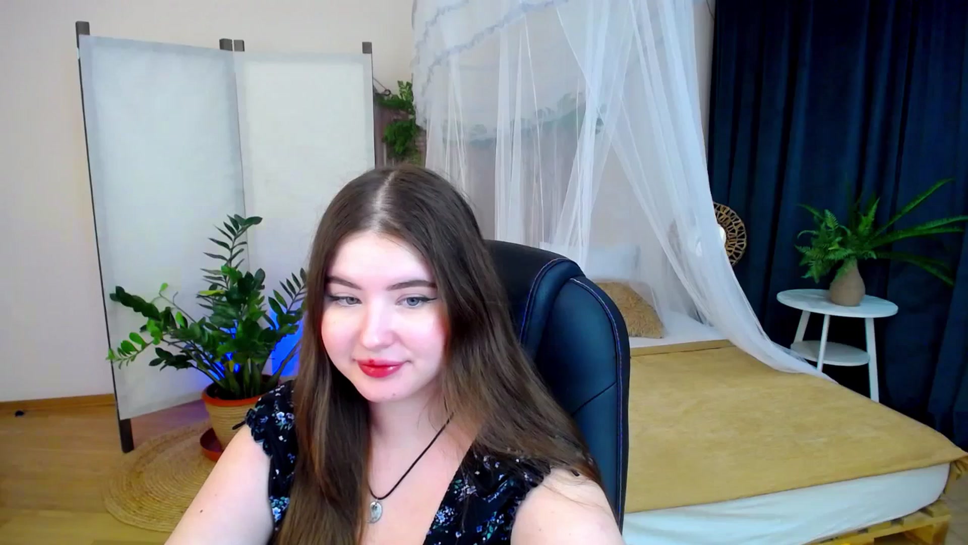 Gallery image thumbnail from AdmireMyEyes's myfreecams stream on, 11/09/2024, 23:43 image 4 of 20