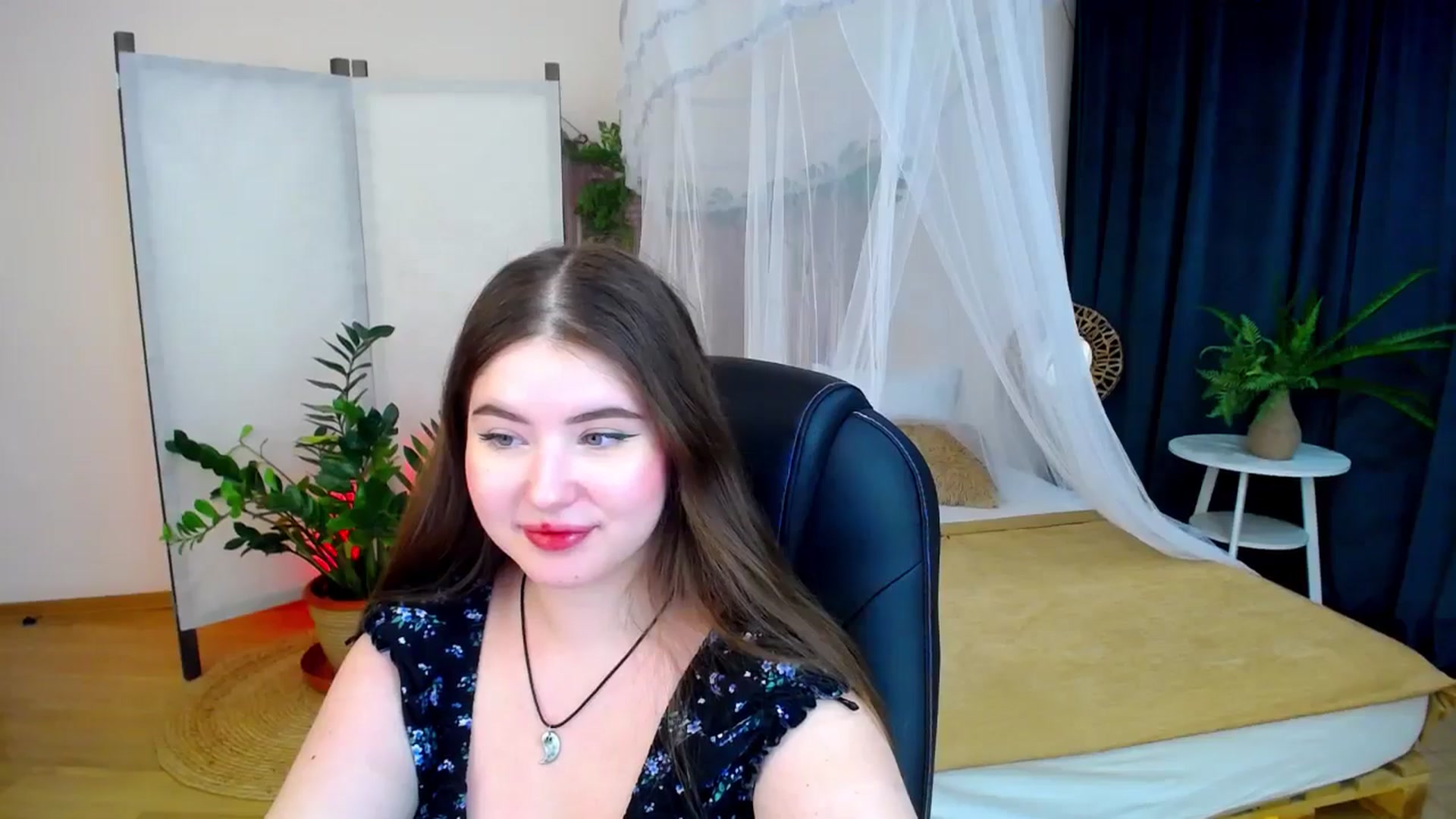 Gallery image thumbnail from AdmireMyEyes's myfreecams stream on, 11/09/2024, 23:43 image 8 of 20