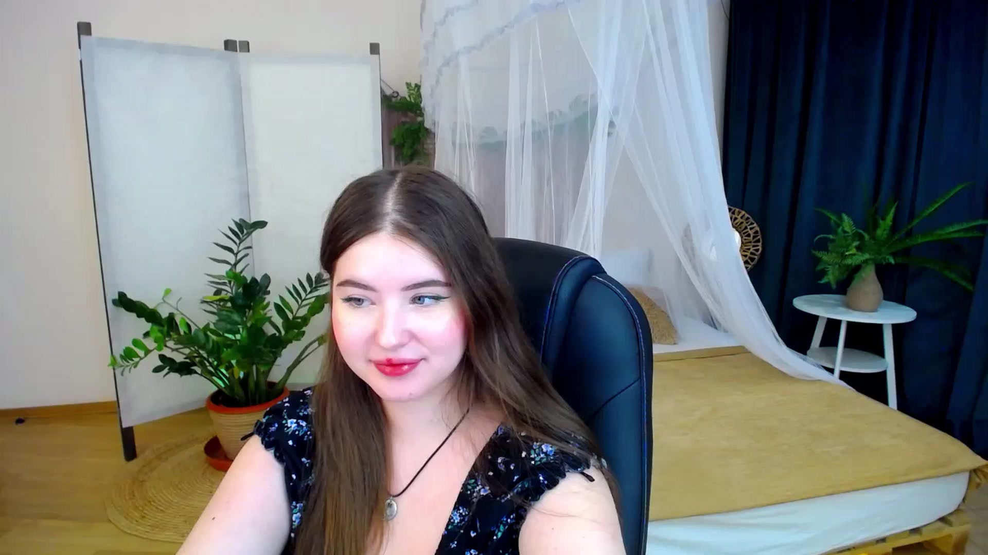 Gallery image thumbnail from AdmireMyEyes's myfreecams stream on, 11/09/2024, 23:43 image 6 of 20