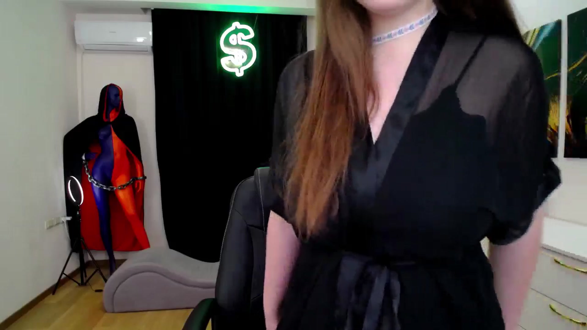 Gallery image thumbnail from AdmireMyEyes's myfreecams stream on, 11/16/2024, 09:15 image 20 of 20