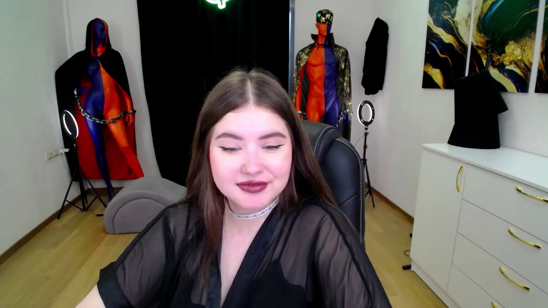 Gallery image thumbnail from AdmireMyEyes's myfreecams stream on, 11/16/2024, 09:40 image 3 of 20